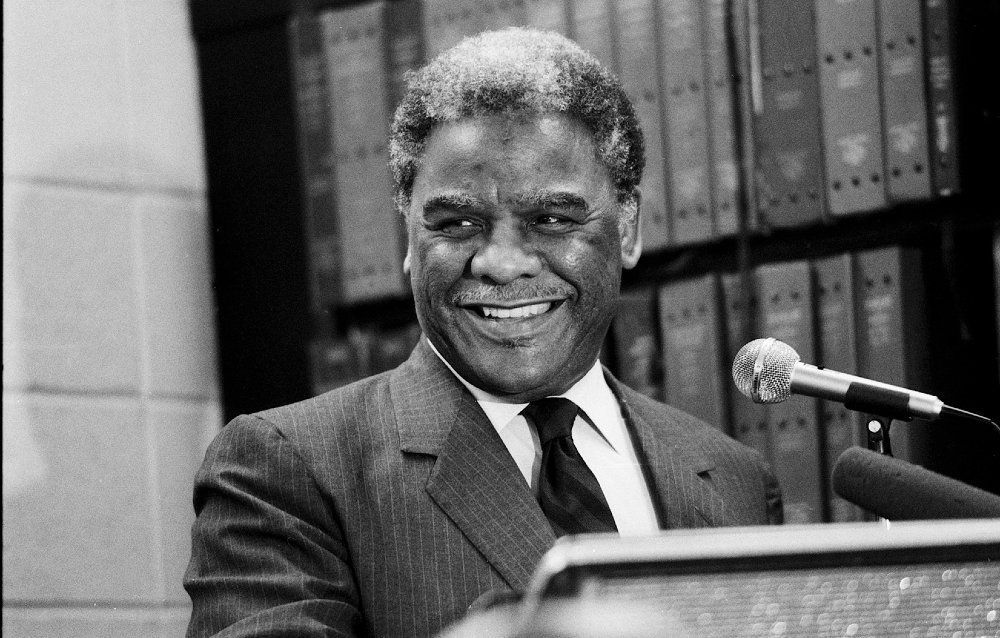 Breaking Barriers: The Legacy of Harold Washington, Chicago’s First Black Mayor