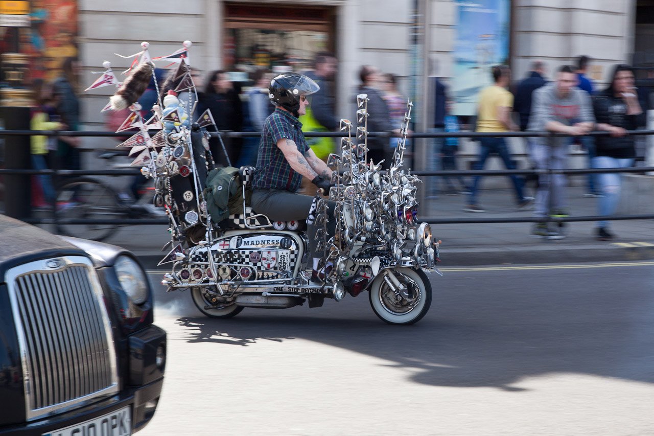 20160501_05_2016-Buckingham_Palace_Scooter_Run_254.JPG