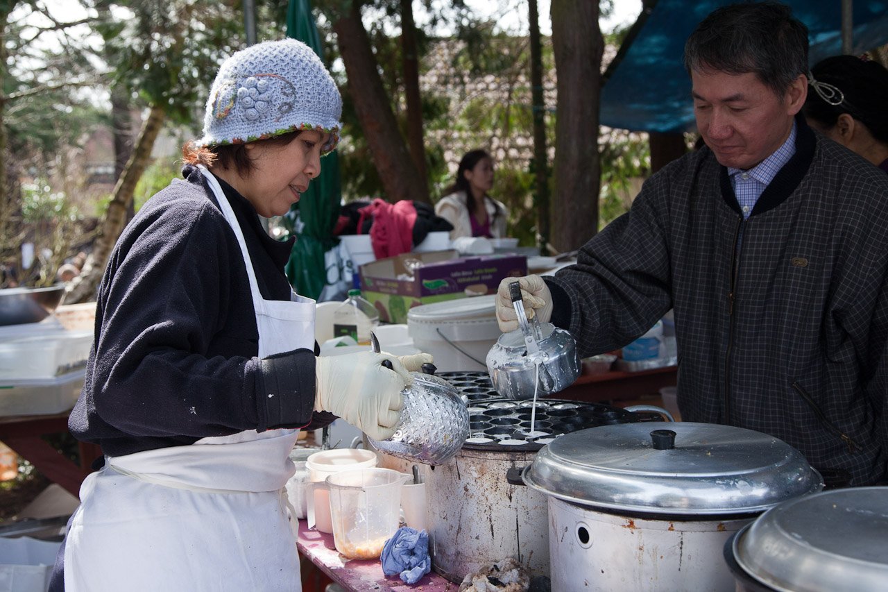 20130414_Songkran_Buddhapadipa_temple_038.JPG