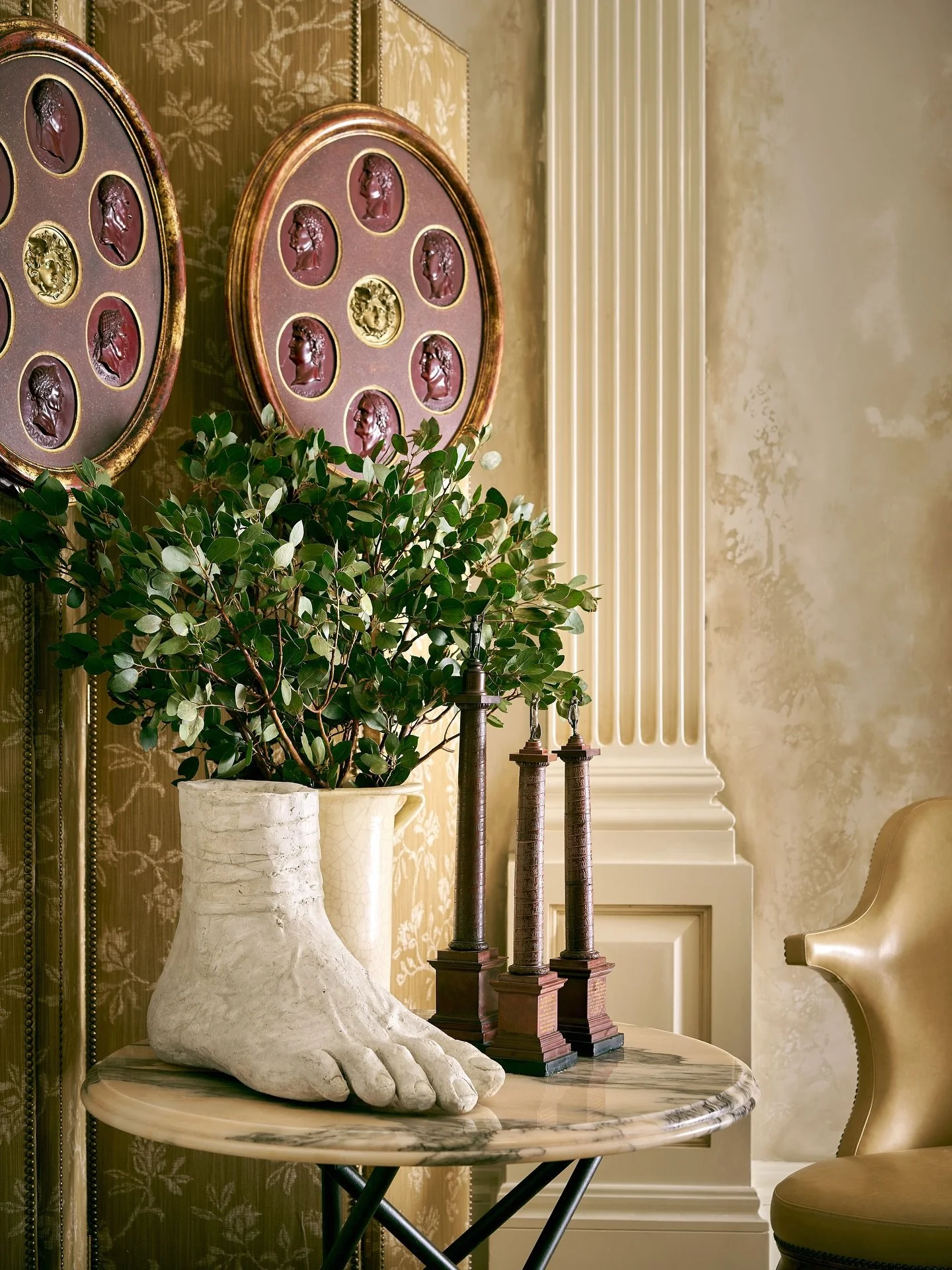 The corner of our room, at @kbshowhouse that quickly became a favorite vignette. Grounded by an iron table base, natural stone top, and 10 foot tall upholstered screen-- it was the spontaneous placement of antique accessories, from local Dallas deale