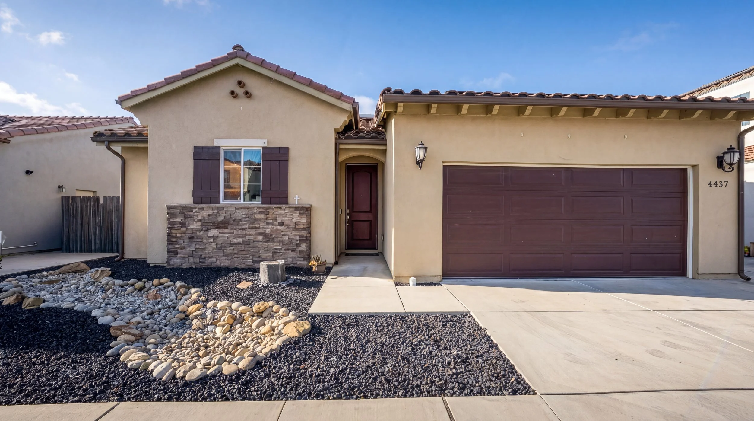 4437 La Joya -7.jpg