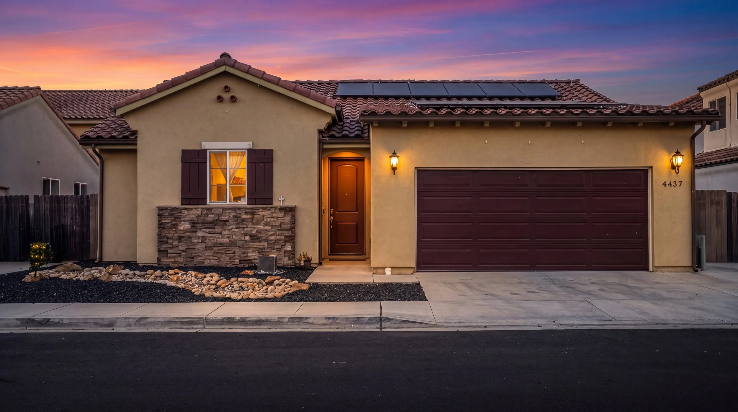 4437 La Joya -1.jpg