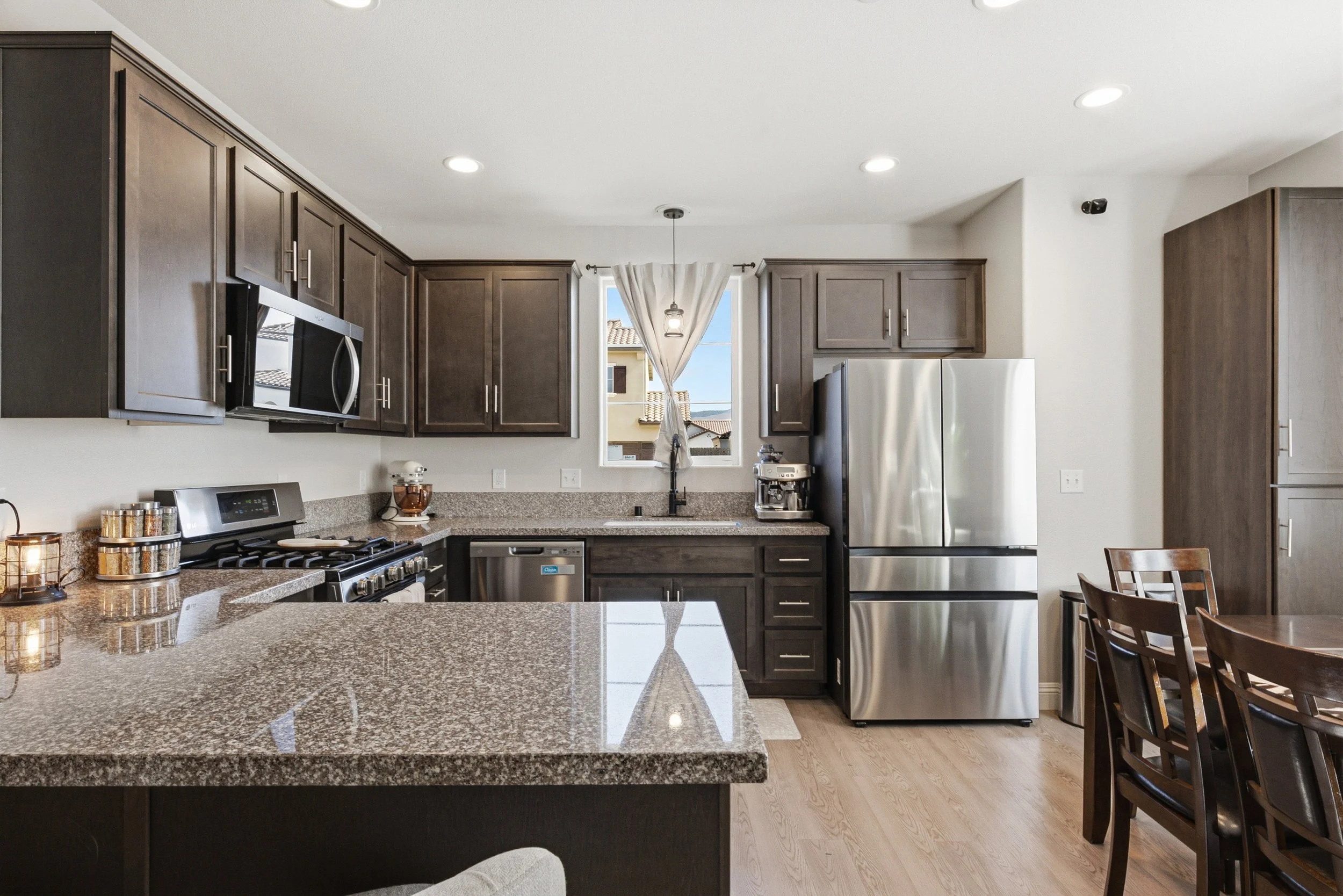 4437 La Joya -37.jpg