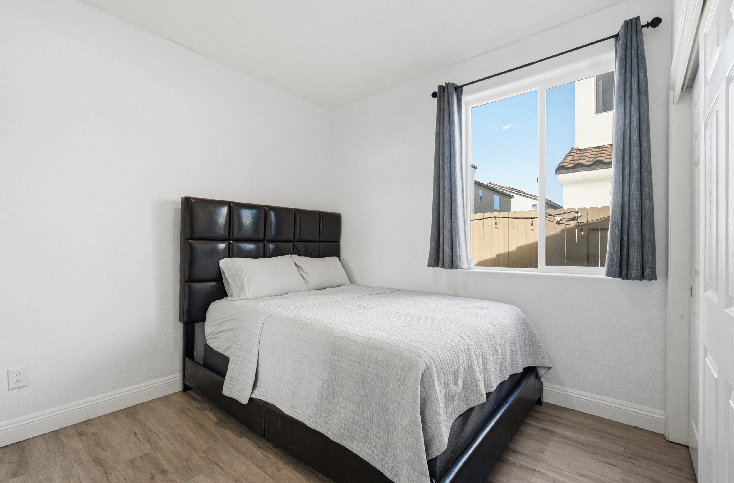 4437 La Joya -55.jpg
