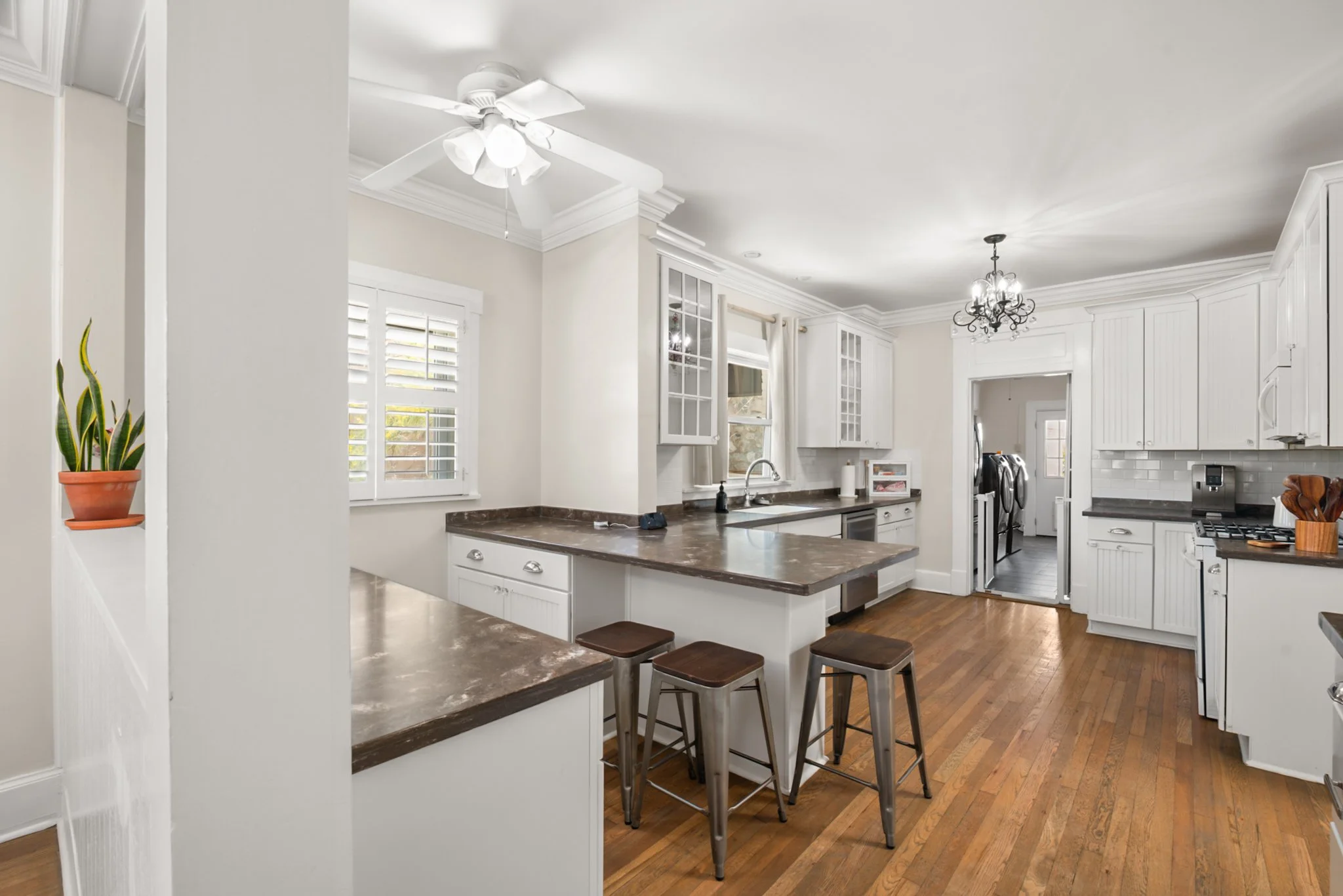 Real-Estate-Photography-APHausMedia-12-00742.jpg
