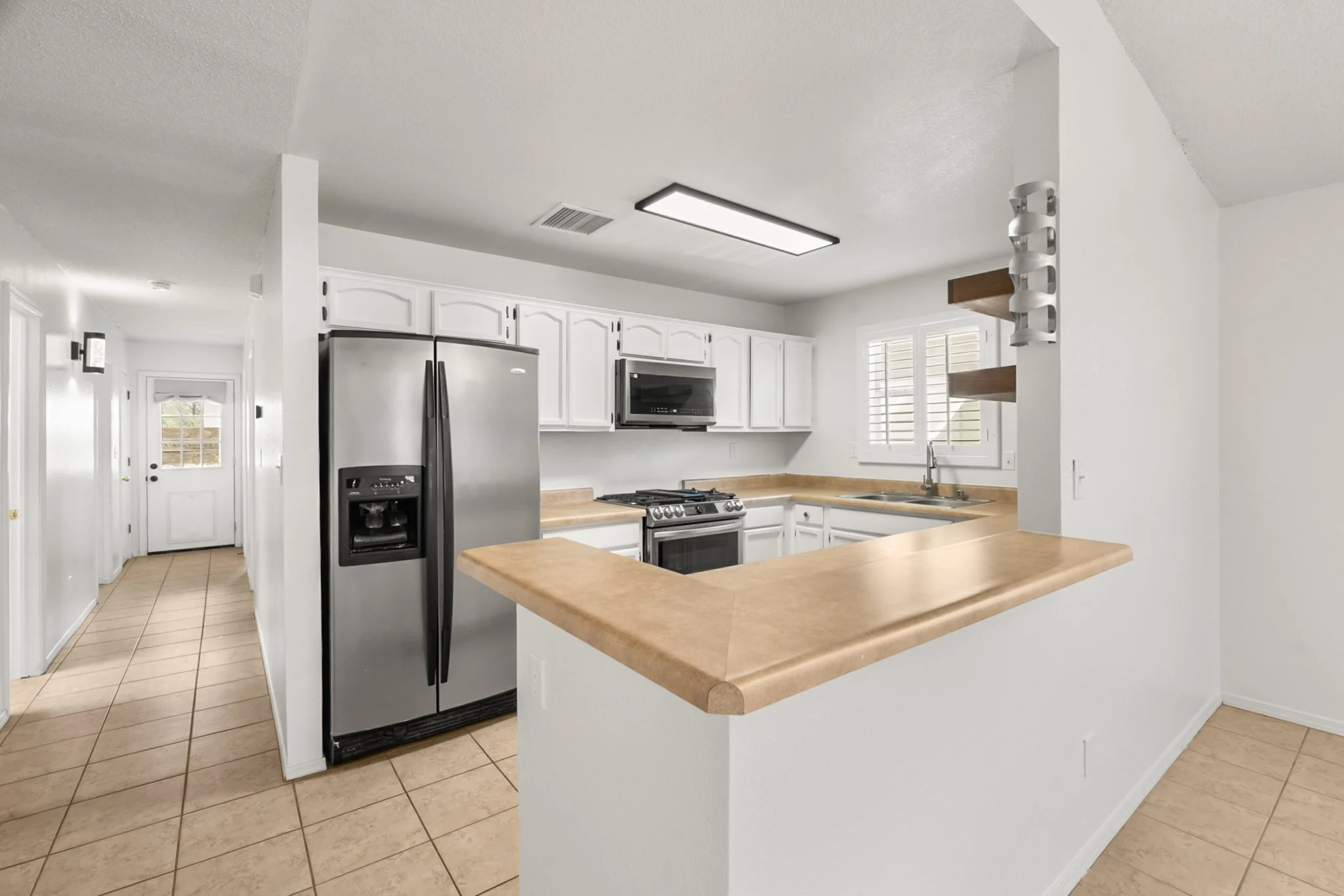 Real-Estate-Photography-APHausMedia-12-01440.jpg