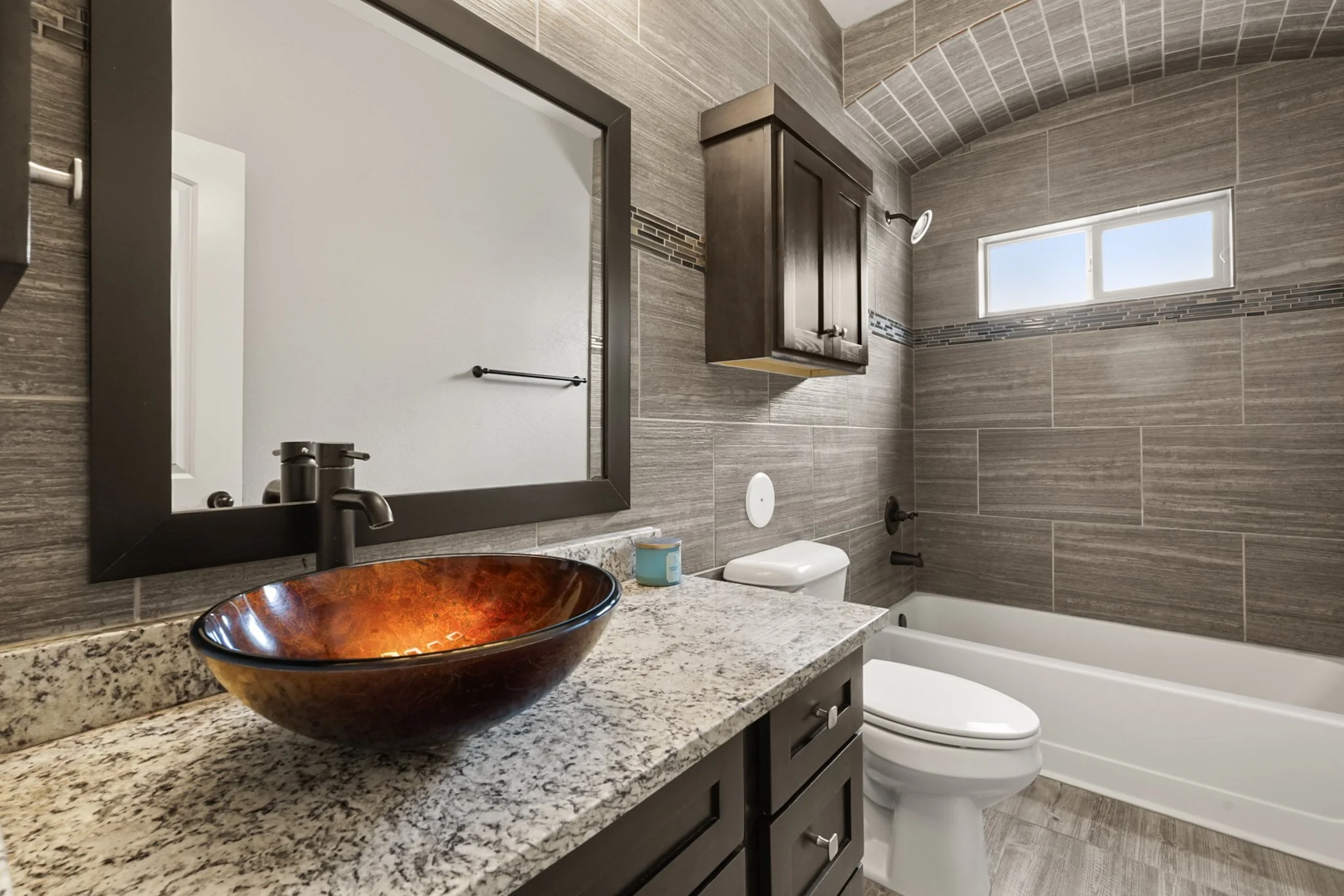 Real-Estate-Photography-APHausMedia-12-00643.jpg