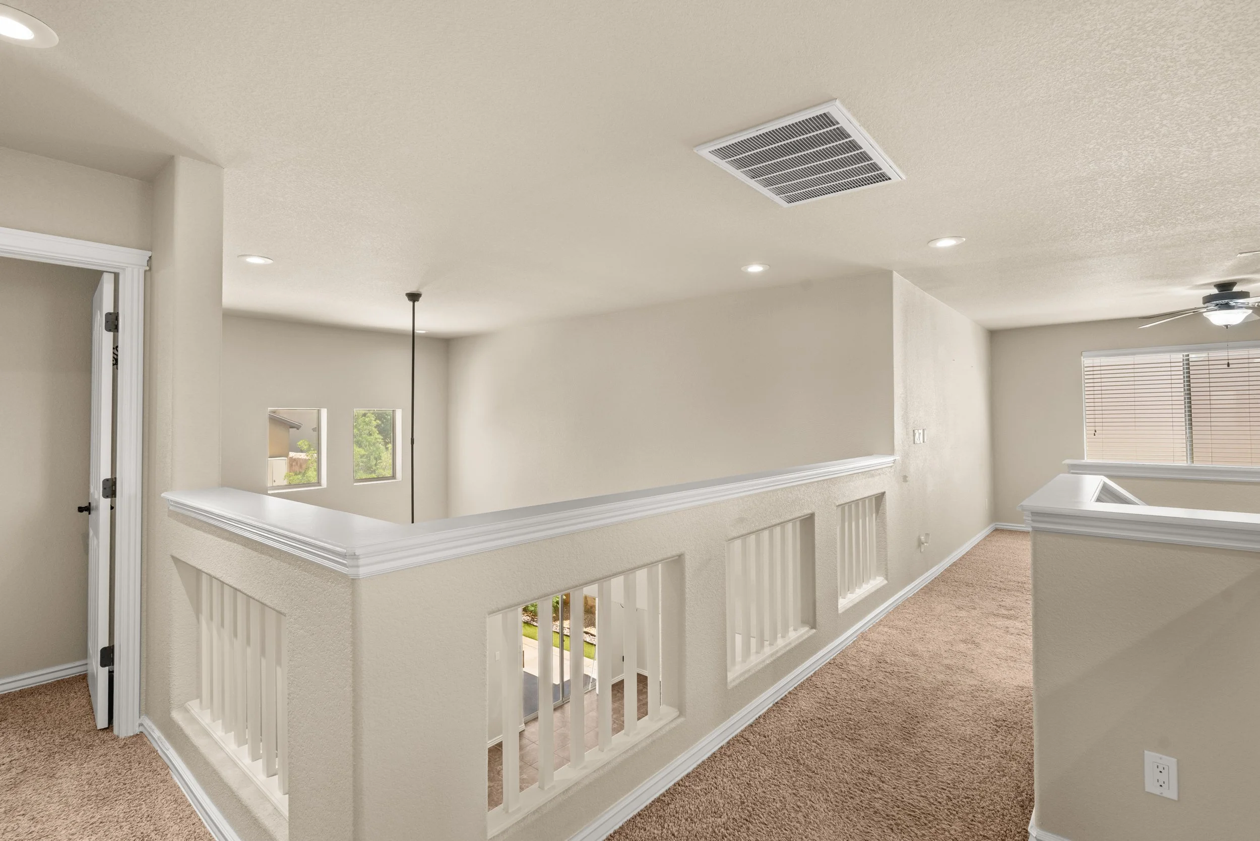 APHausMedia-RealEstateMedia-24.jpg