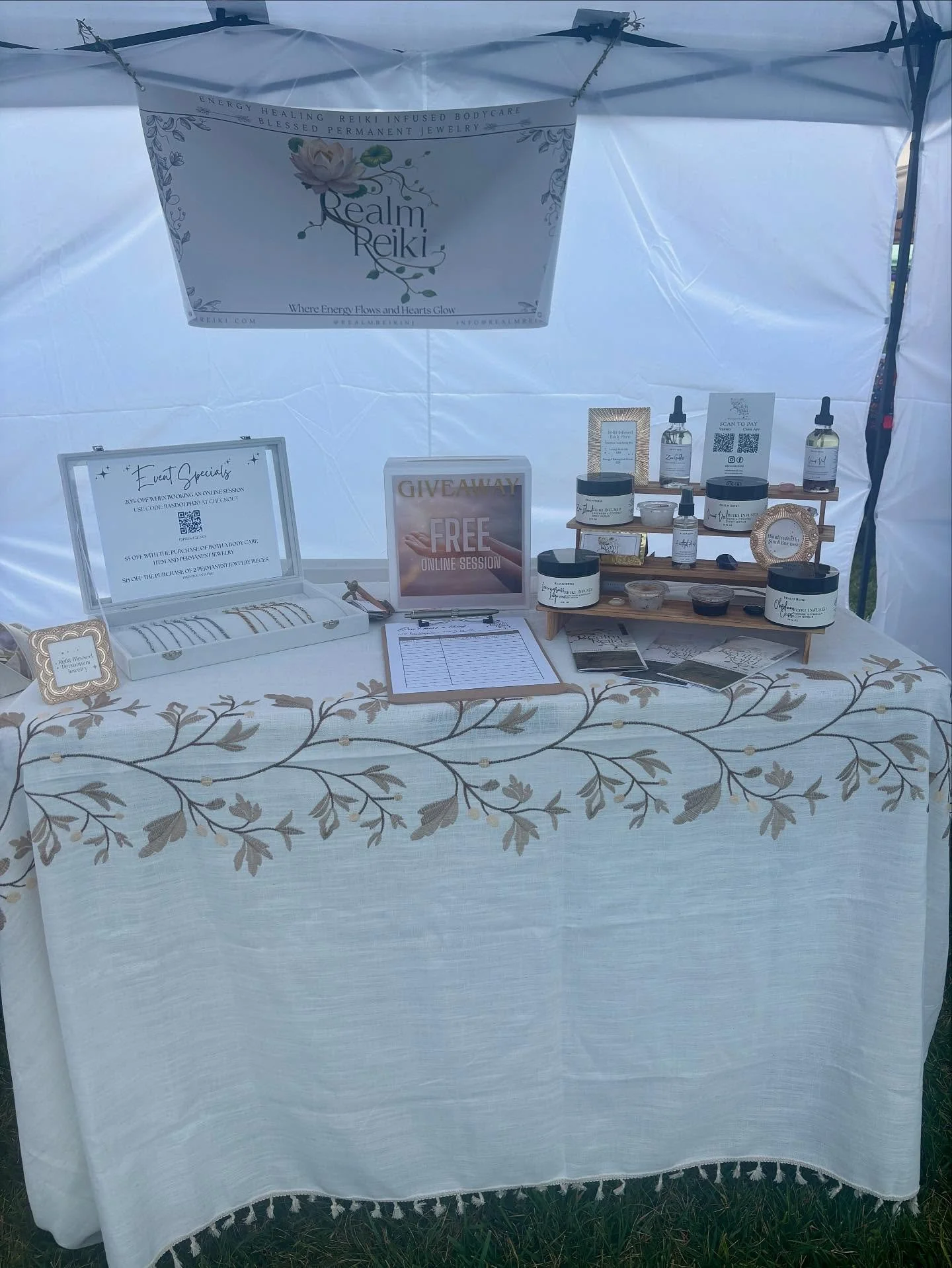 ✨ Come visit me today at the 19th Annual Randolph Country Fair! ✨

📍 100 Calais Rd, Randolph, NJ
🕕 We&rsquo;ll be here until 6 PM!

Stop by my booth to explore Reiki-infused body care, Realm Reiki energy healing, and permanent jewelry ✨💎💫 I&rsquo