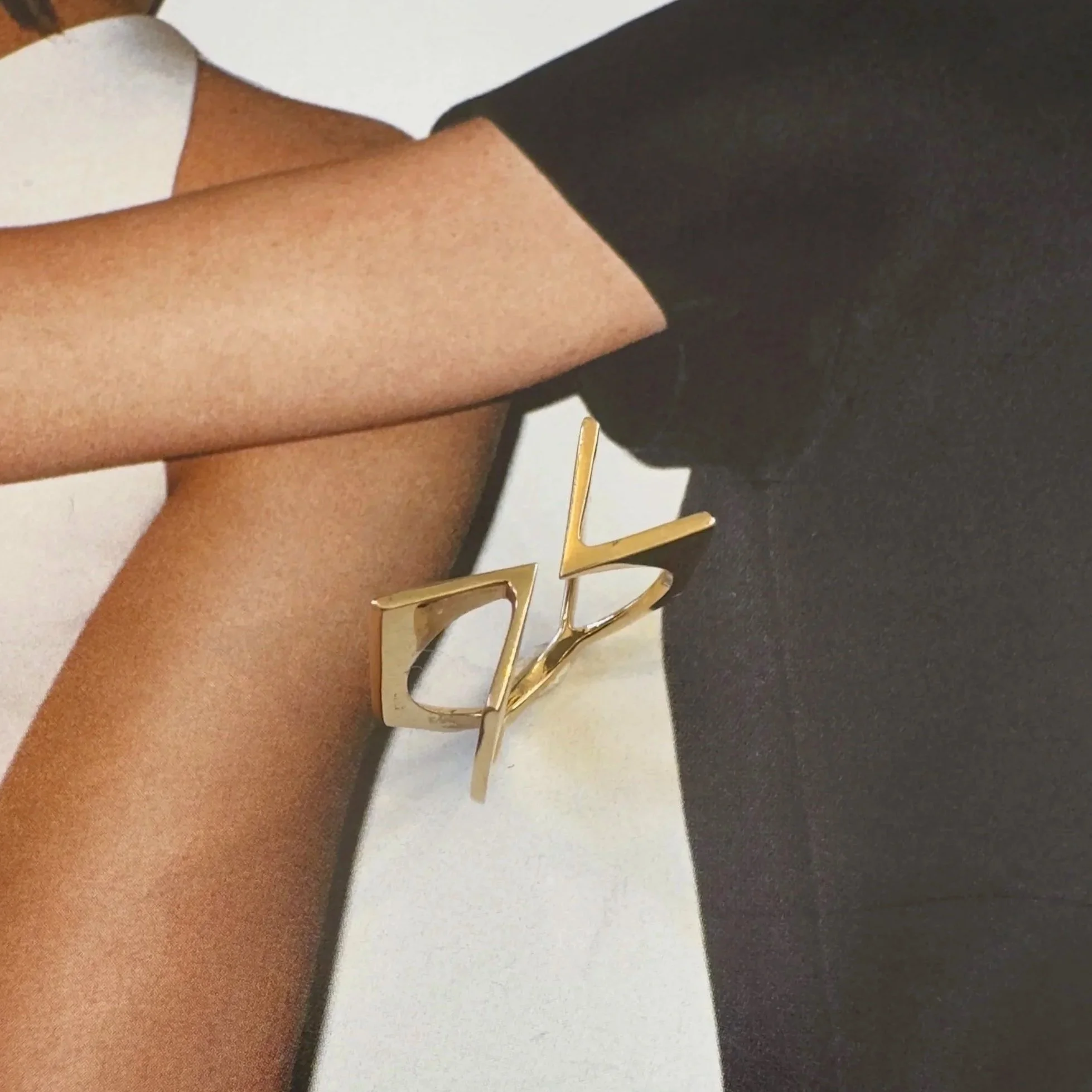 18k-geometric-gold-ring-angle-view.jpg
