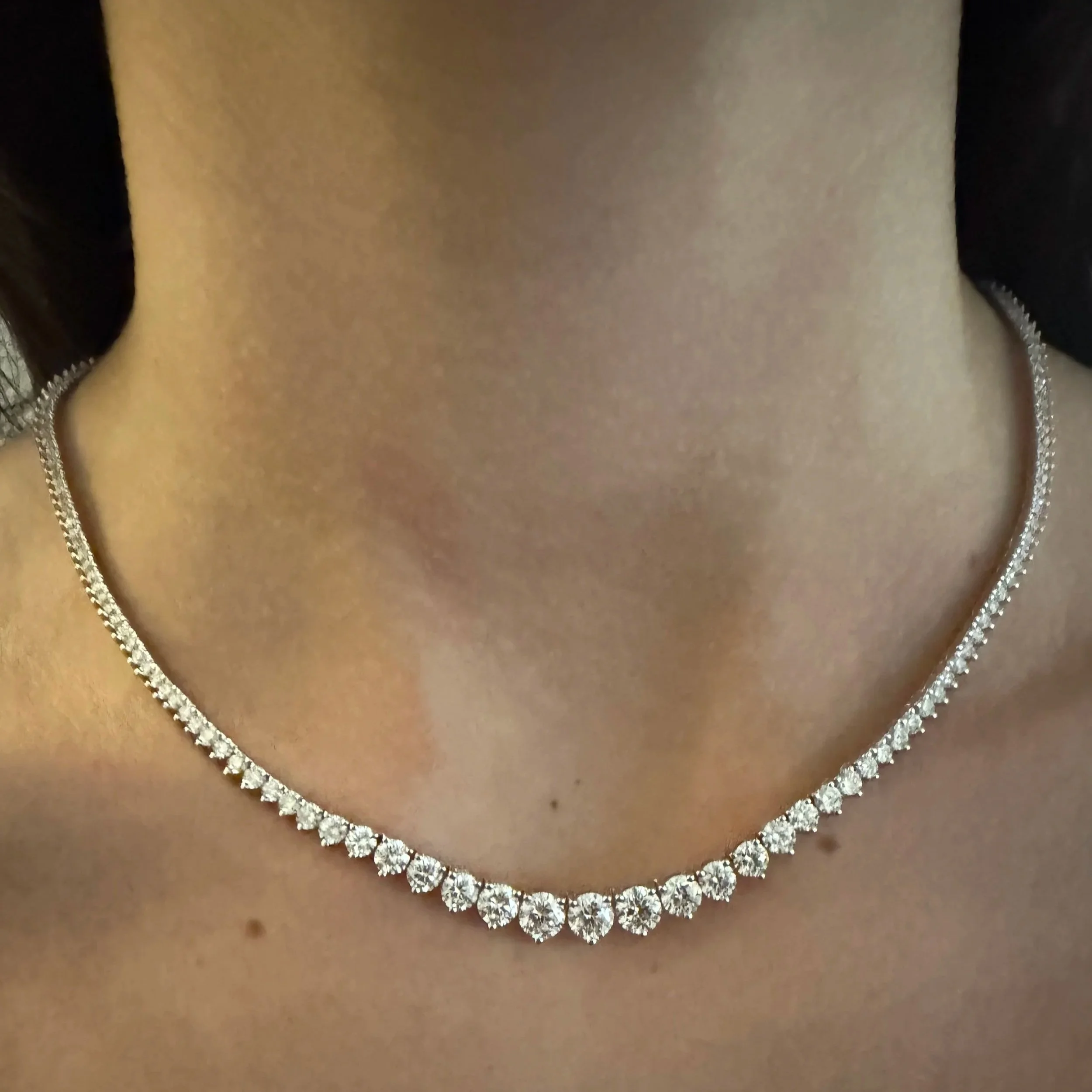 Isola graduated tennis necklace in 14ct yellow or white gold with E/F VS lab diamonds – The Signature Edit – Signature Vintage