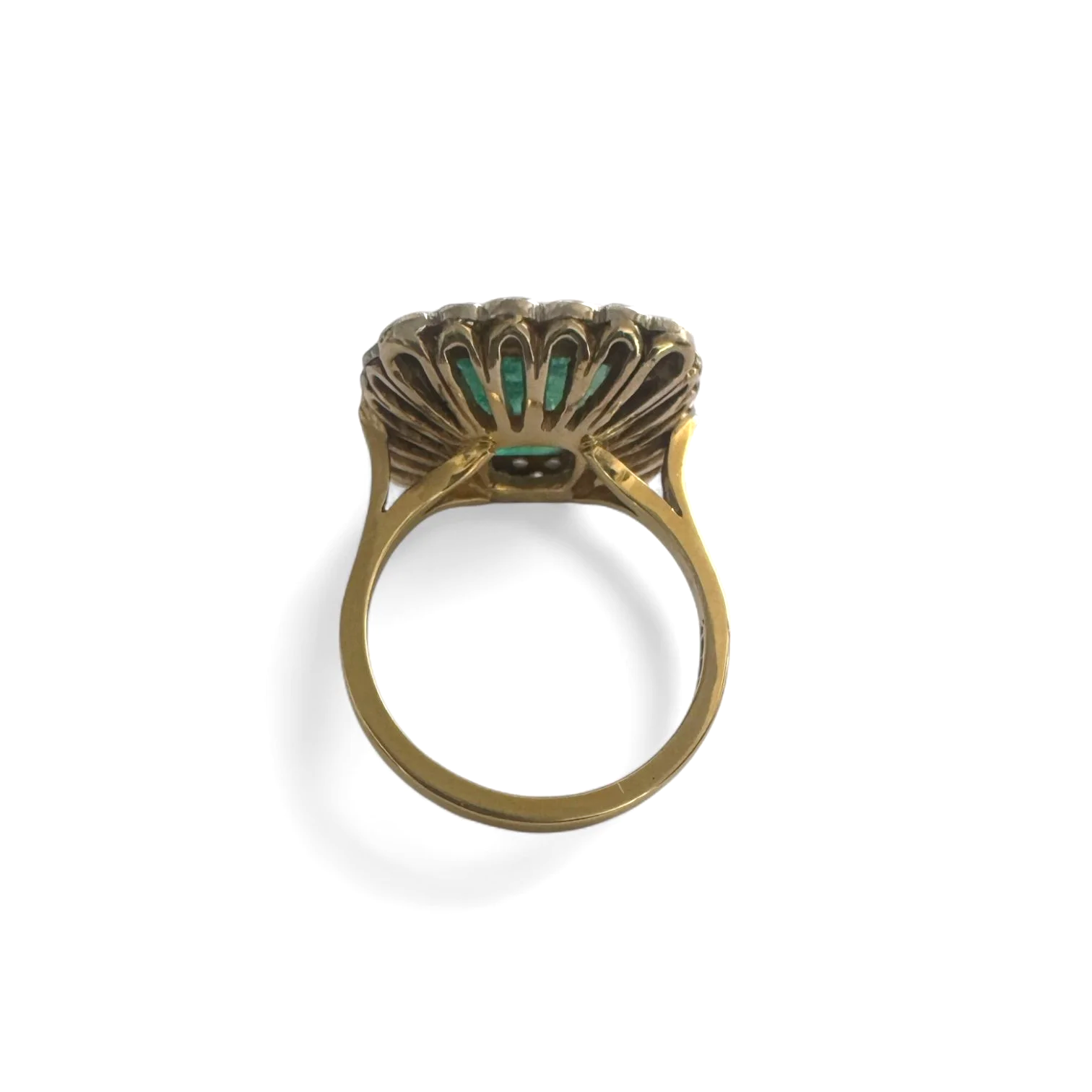 emerald-ring-gallery-detail.jpg