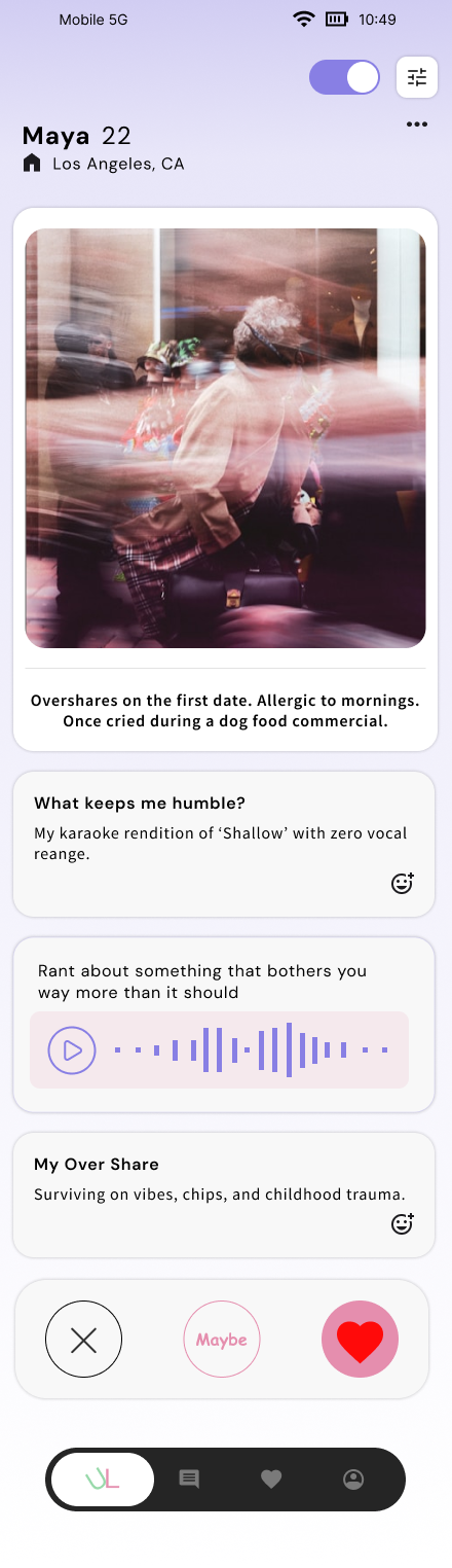 User Browsing Feed - Candid.png