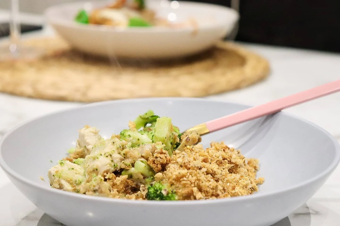 Chicken broccoli bake - a childhood favourite of mine. 

This is a low fodmap version (per portion) but you can tweak it based on your requirements or preferences.

This made 2 servings 👩&zwj;🍳

Ingredients: 
▶️ 150g broccoli florets 
▶️ x1 large c