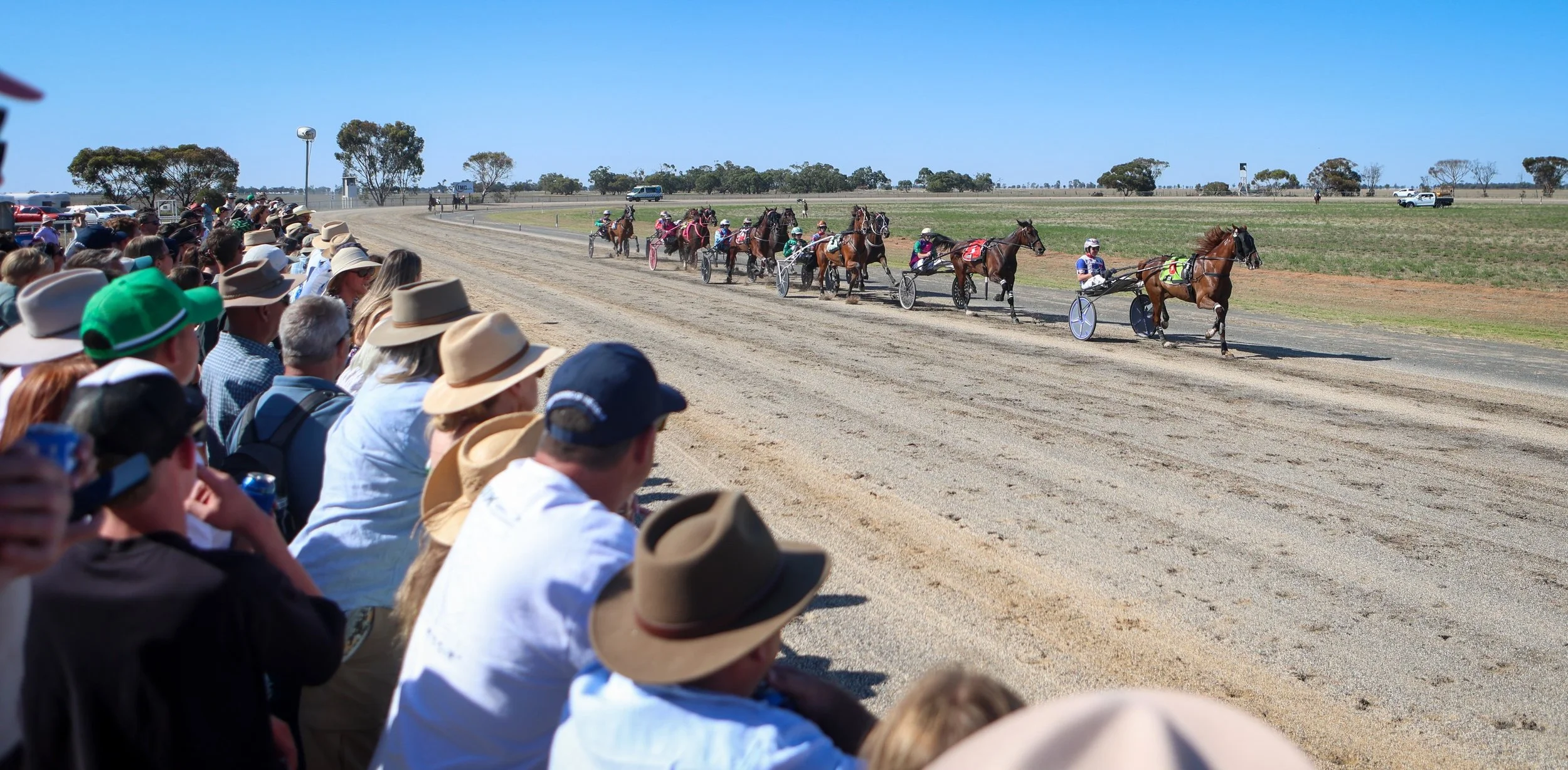 EX-KIWI LANDS COUNTRY CUP