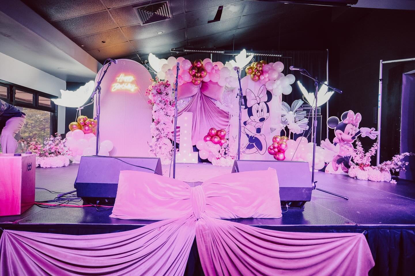 SIPOLOA&rsquo;s 1st Birthday party @mrspasina Much Mahalo! Family💓 

Ready to add some magic to your special day ? DM us for bookings  @jheiress; FB:Jhara Ong; @jharamei  @dennis_dinyer and let&rsquo;s create something unforgettable together! ✨

#yo