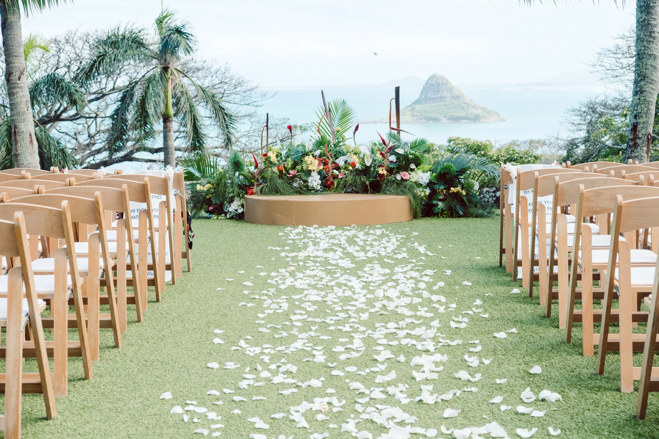 How to Plan an Elopement on Oahu: A Complete Guide for 2026