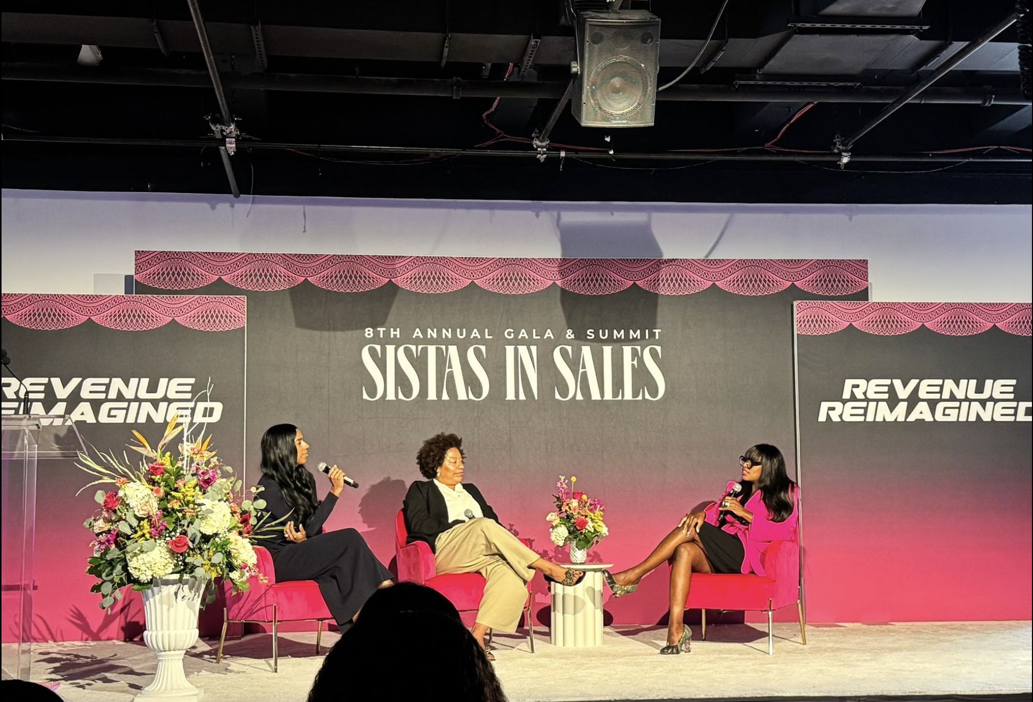 Katheline Jean-Pierre speaking on global stages at Google, Linkedin, Deloitte, Yahoo, Barclays, TIAA, Bank of America and other places. She is a keynote speaker, a global public speaker on Career and AI acceleration. 
