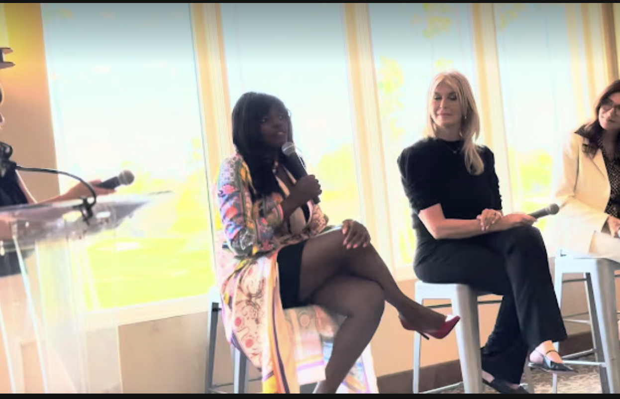 Katheline Jean-Pierre speaking on global stages at Google, Linkedin, Deloitte, Yahoo, Barclays, TIAA, Bank of America and other places. She is a keynote speaker, a global public speaker on Career and AI acceleration. 
