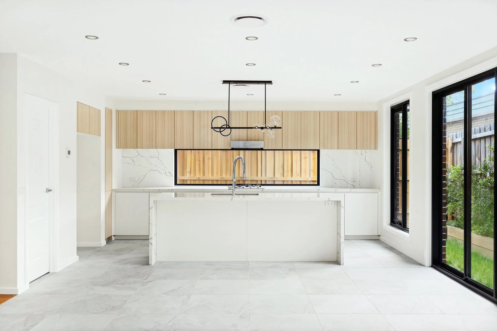Sunray - Kitchen 1-min_result.jpg