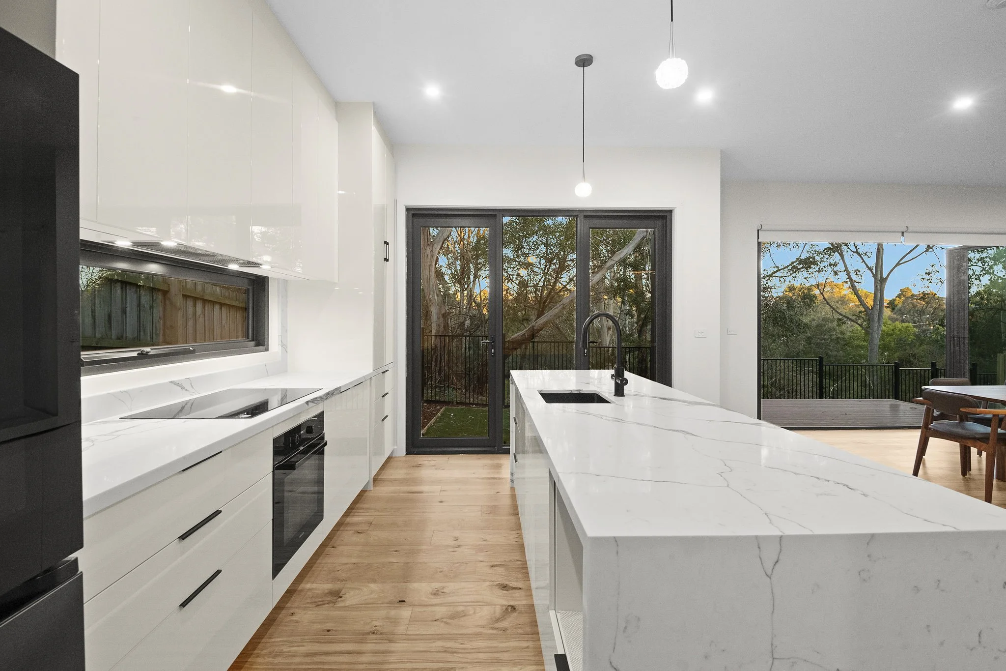DNB_5 Warren Court Mount Waverley_014_result.jpg