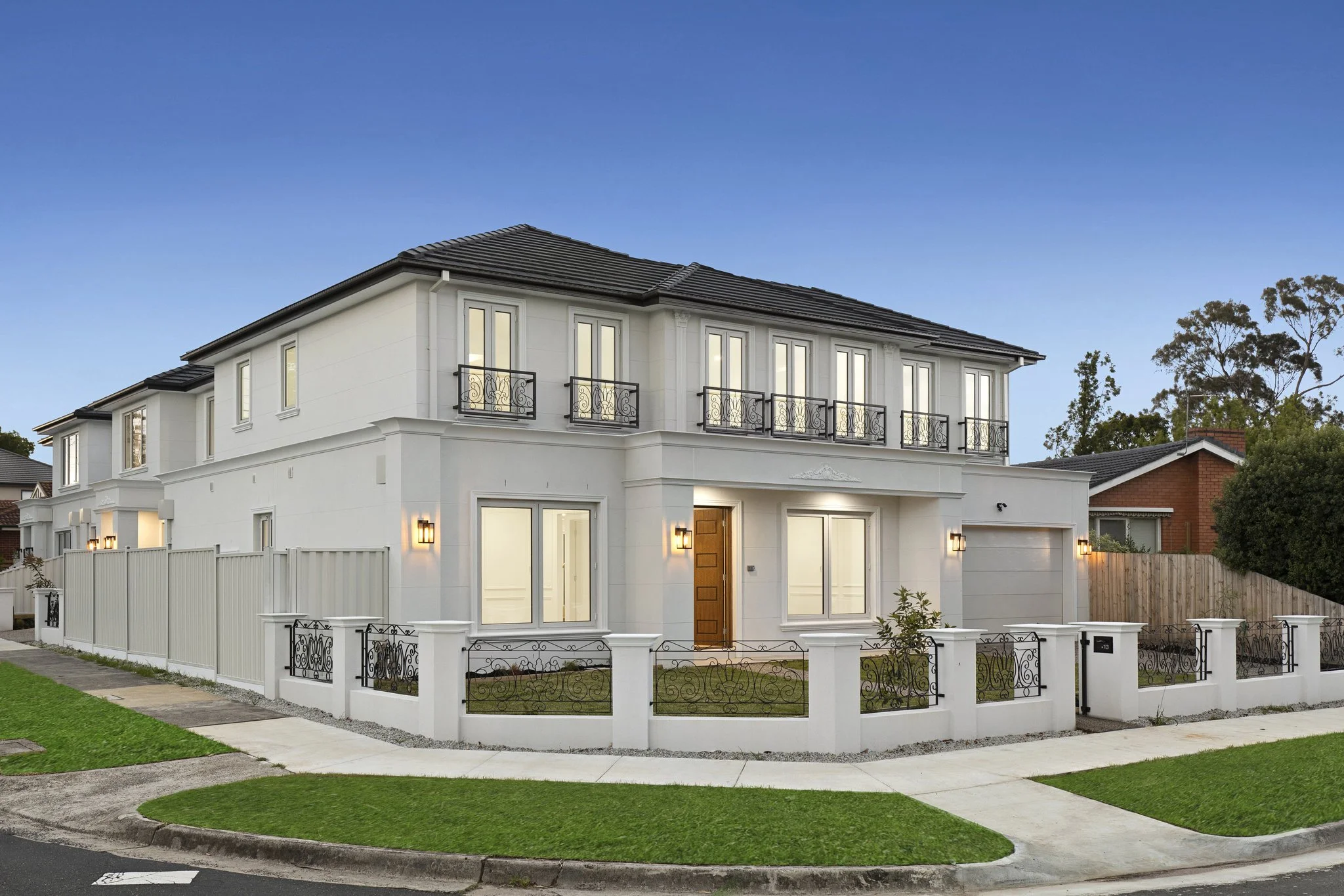 13 Francis Street Mount Waverley_002_result.jpg
