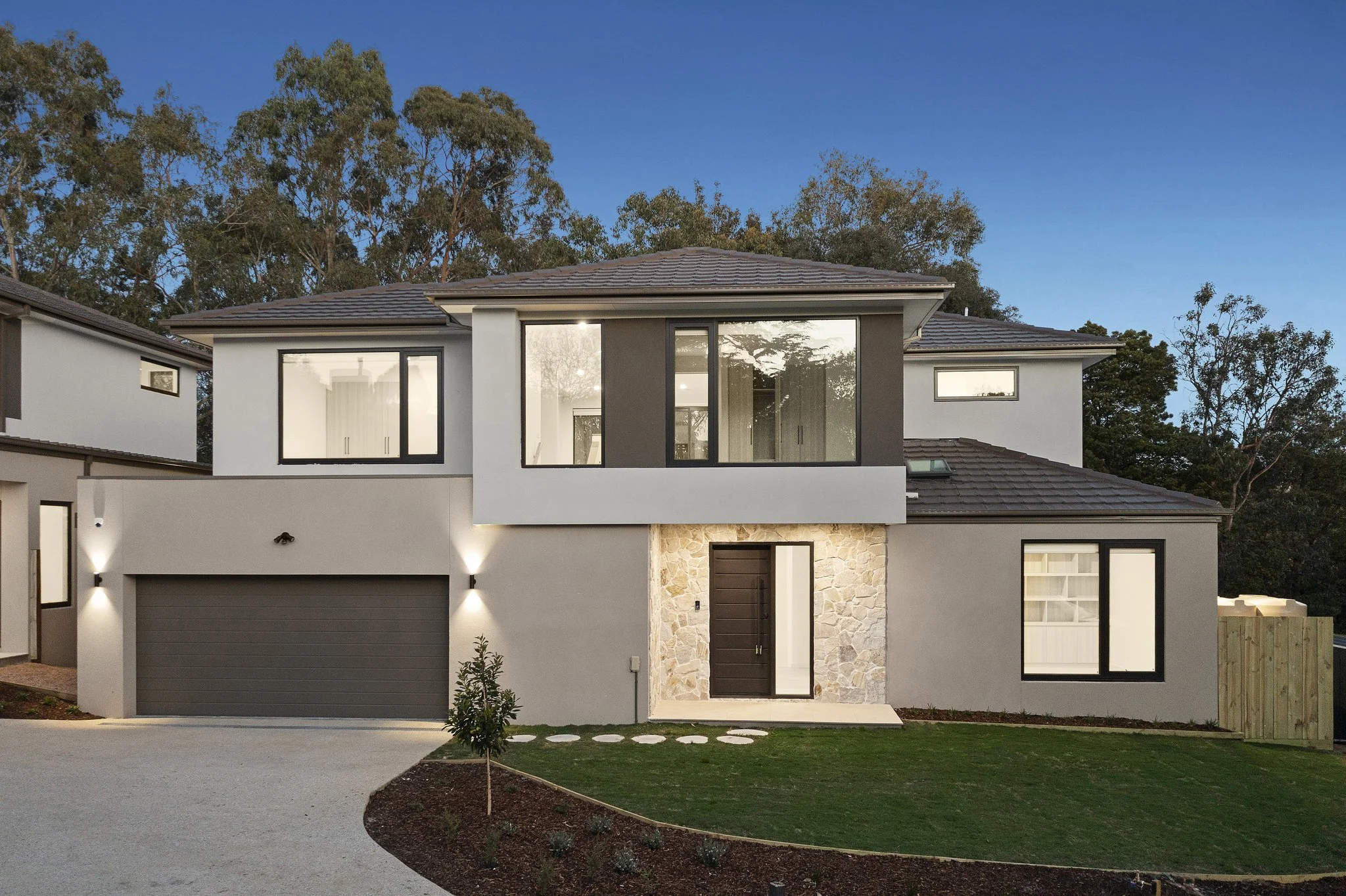 DNB_5 Warren Court Mount Waverley_002_result.jpg