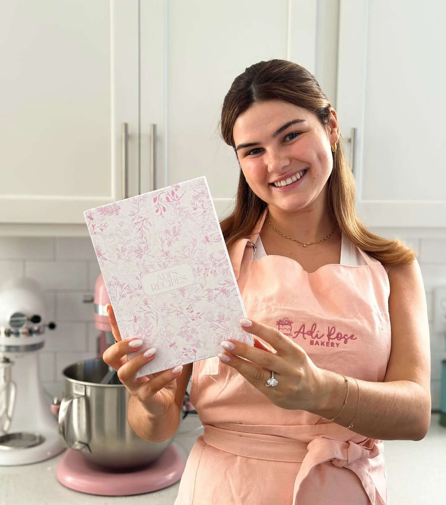 Hi! Been a little quiet since Christmas - it&rsquo;s been an eventful few weeks to say the least 🤍

As the year comes to a close, here&rsquo;s a little recap of how I spent the last stretch of it:

1. Ending the year in the kitchen - developing new 