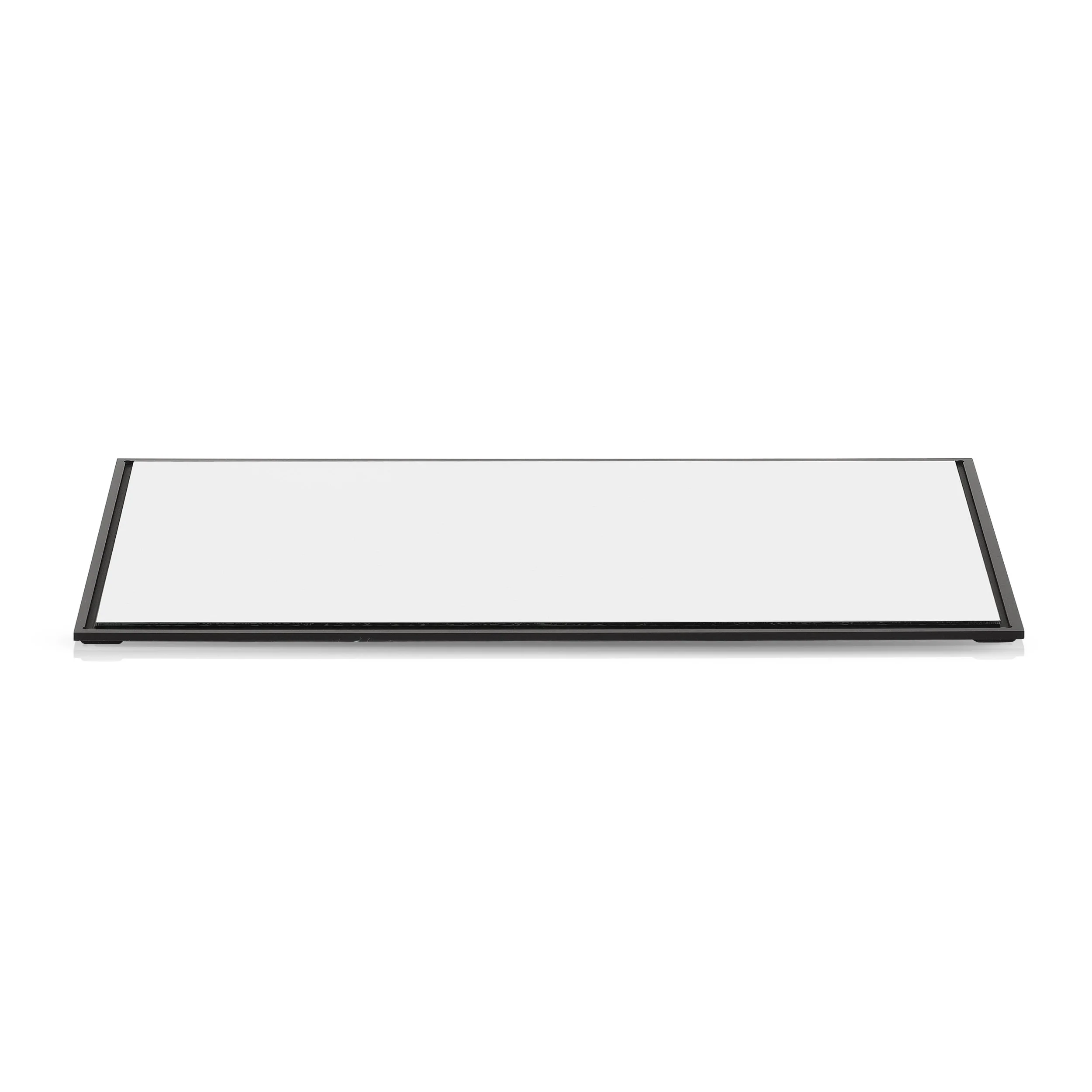 Enhances presentation with clean reflections.