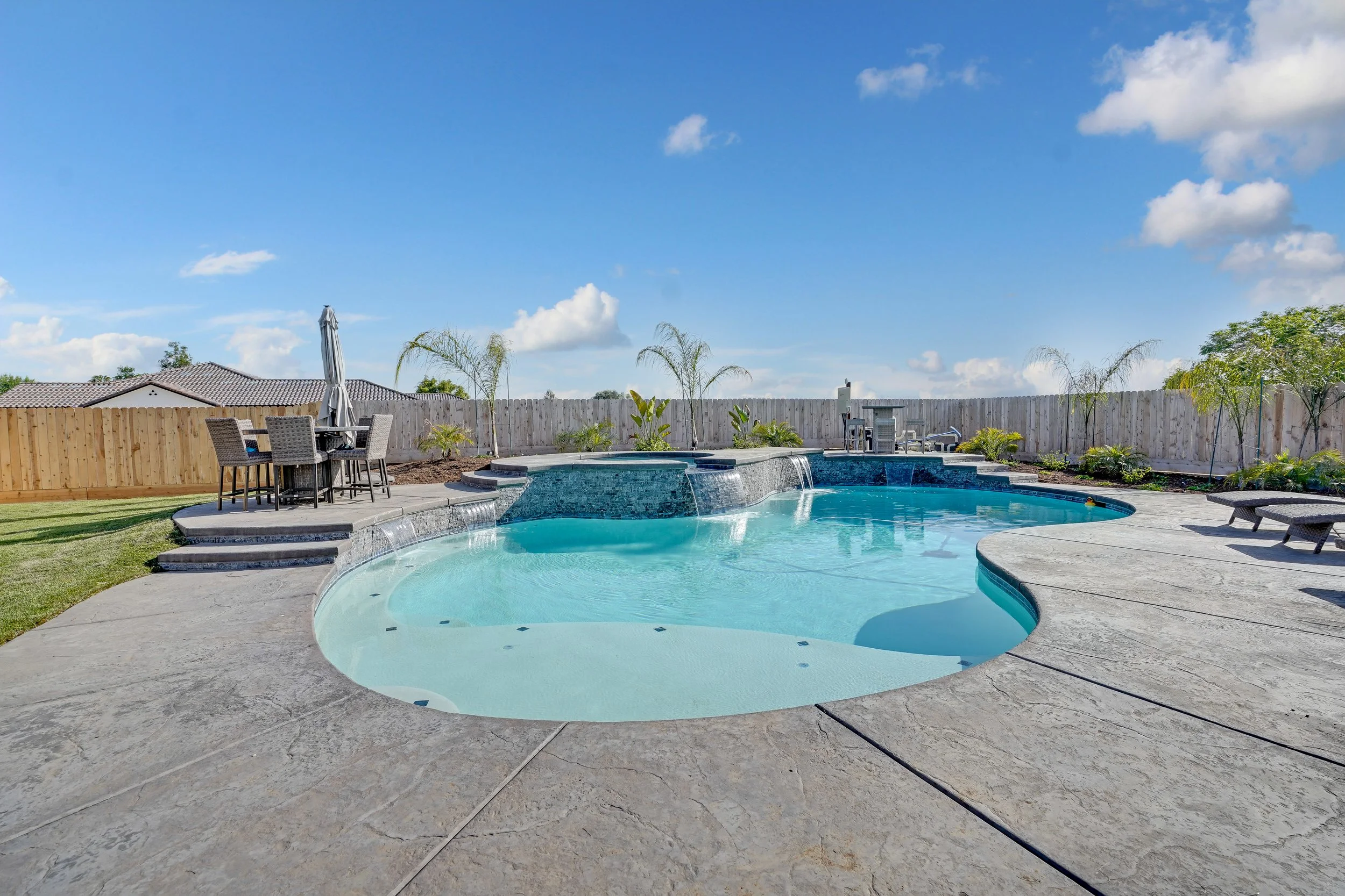 pool pictures zebra grass house-2.jpg