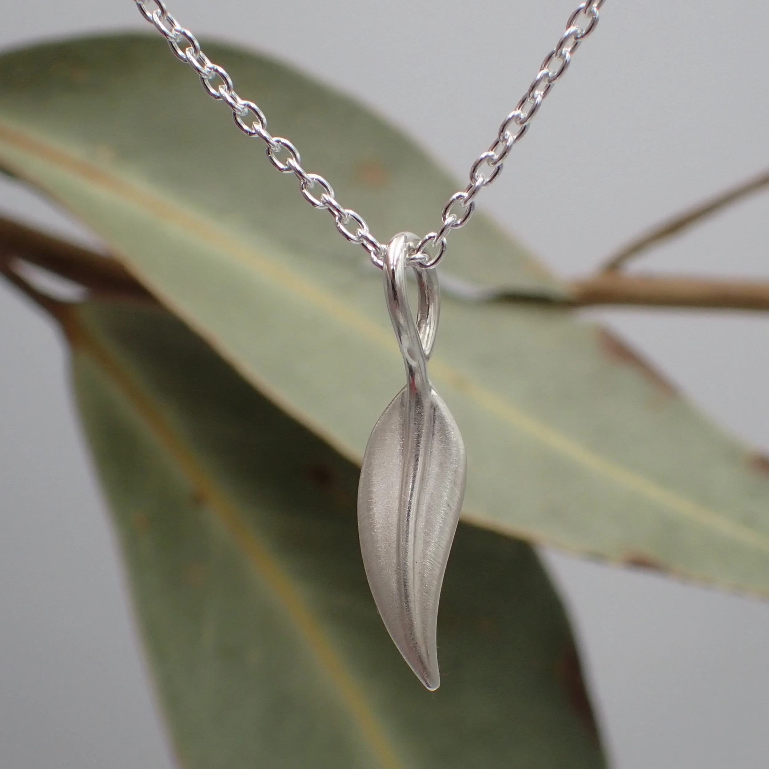 leaf-charm-necklace.JPG