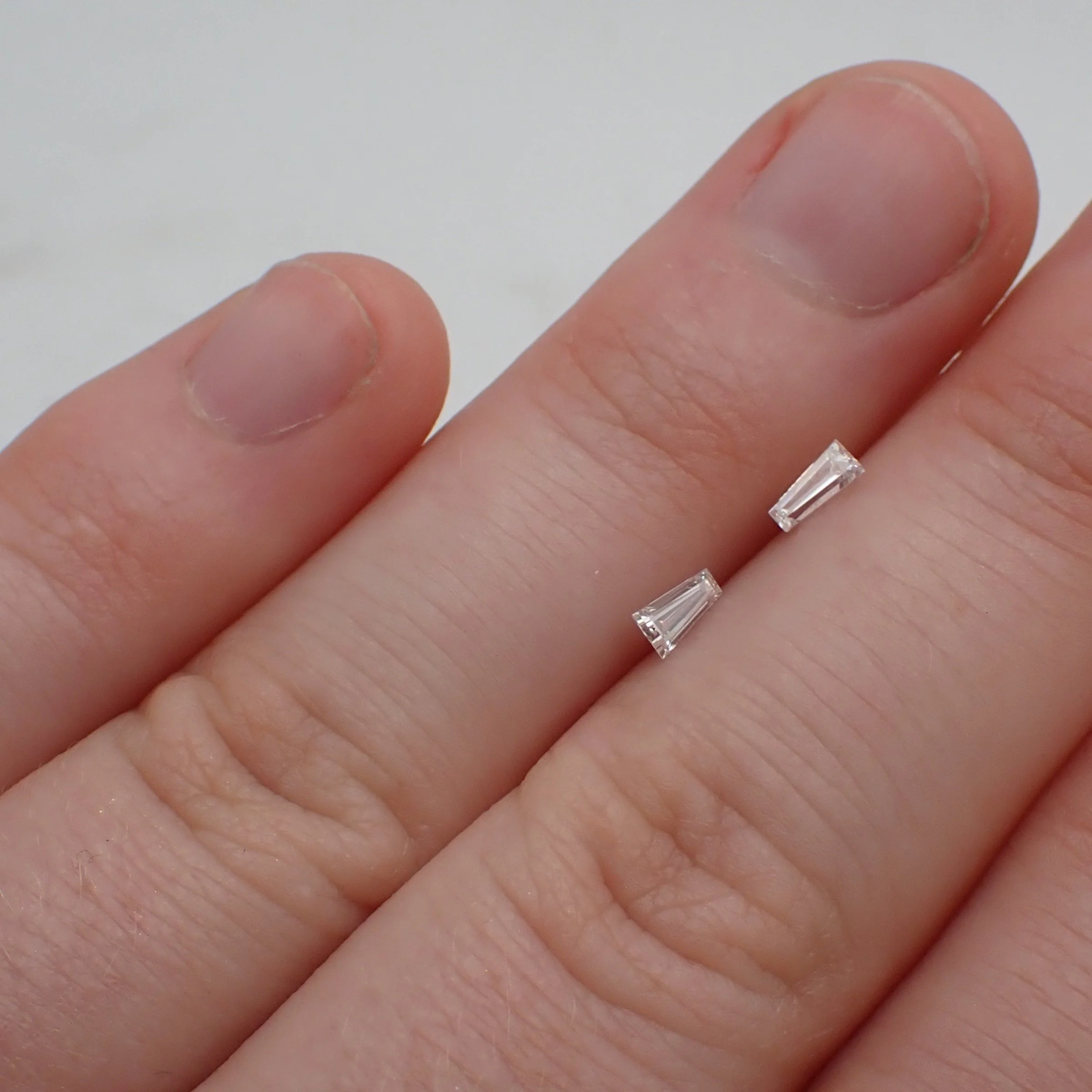 Diamond-Tapered Baguette pairx2-0.54ct-scale.jpg
