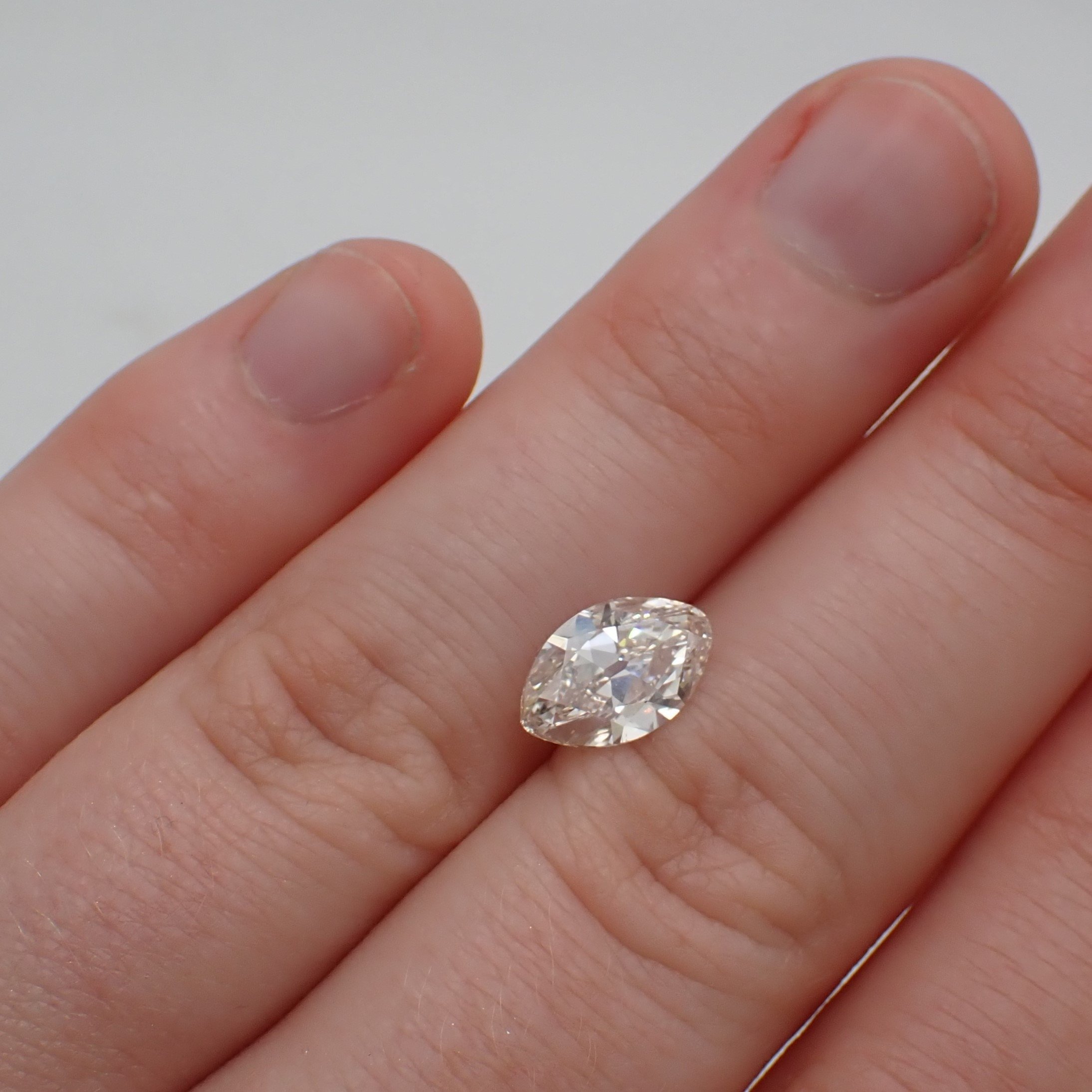 VS2-G-Diamond-Old Mine Brilliant cut-2.00ct-scale.jpg