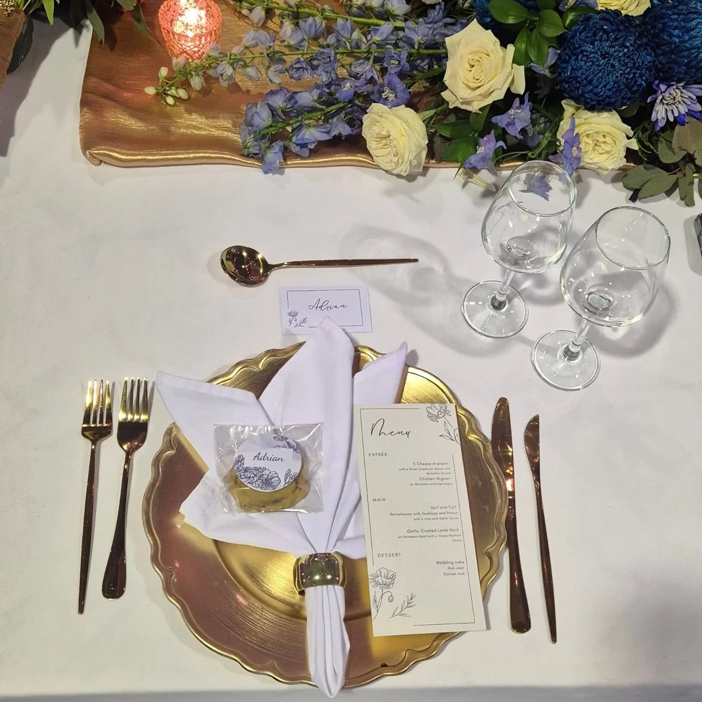 A beautiful vision of gold, blue &amp; white 🎗

Venue: @dolphinheads_resort 
Stylist: @diamanteweddingevents 
Florist: @lovelaneflowersxo 
Cookies: @mintandmauveconfectionery 
Cake: @exclusivecakes4all
Photographer: @capturedbylightphotography 
Cele