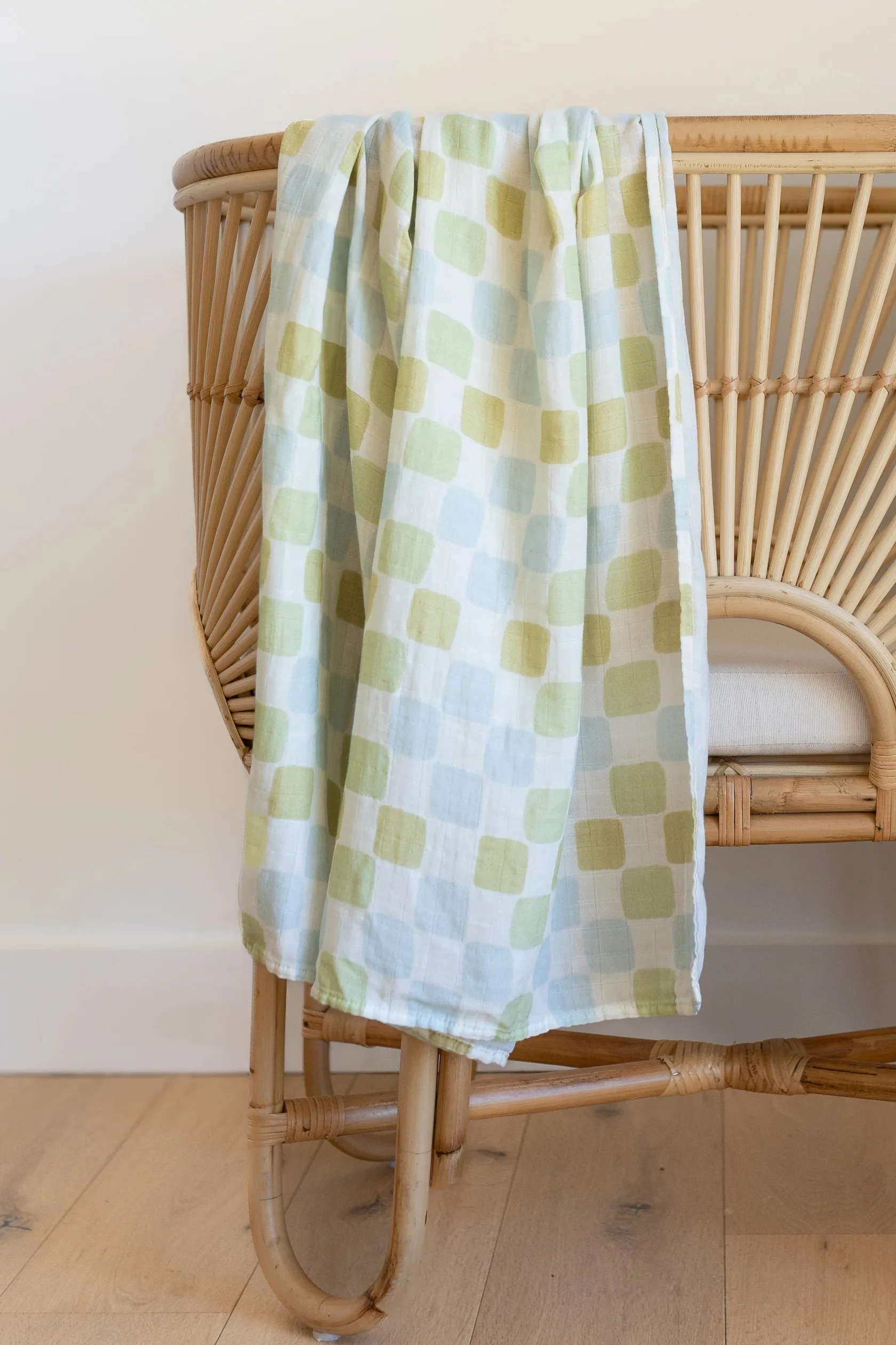 seafoam-patch-baby-swaddle-coco-&-len-posies-en-pointe.jpg.jpg
