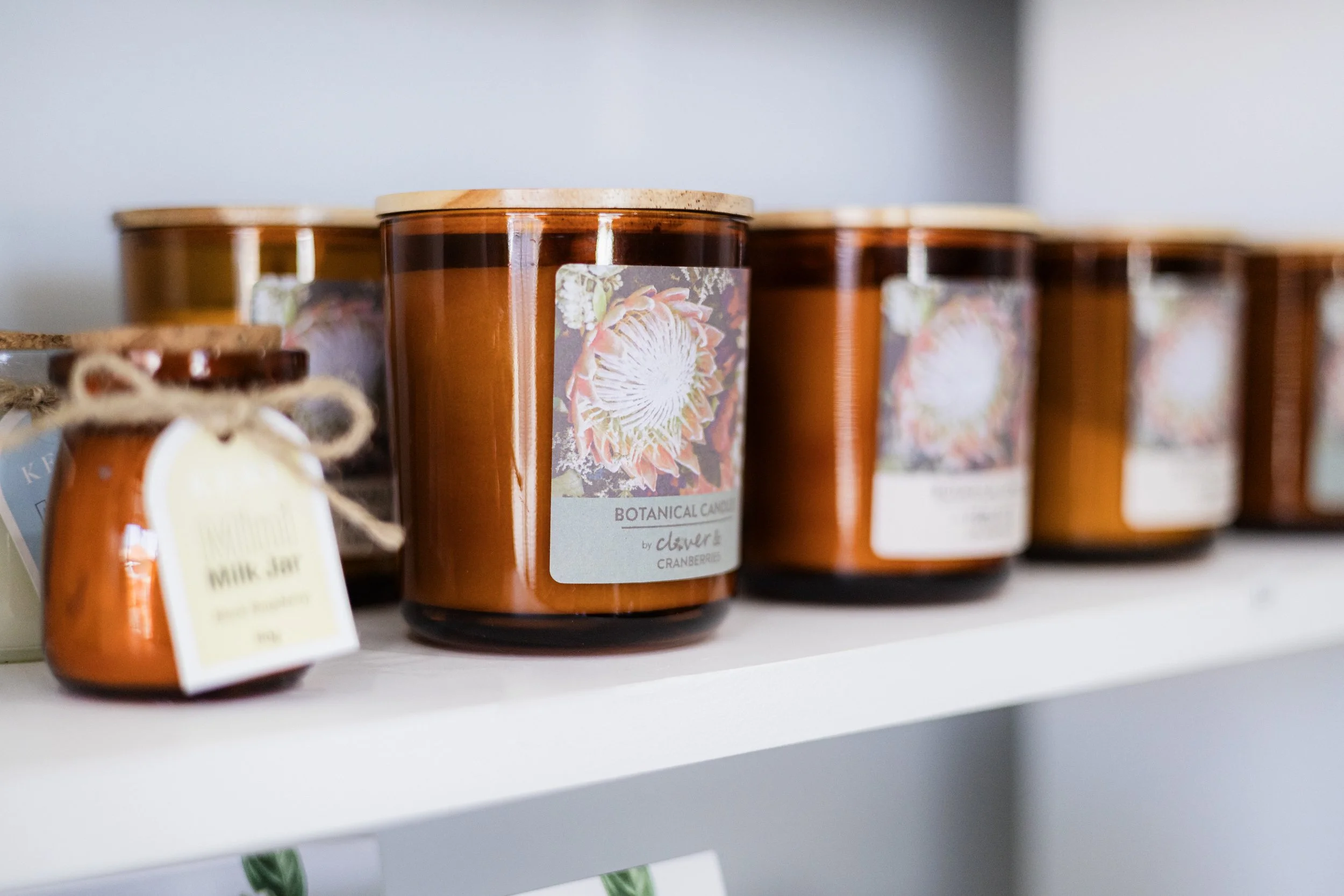 Clover & Cranberries Amber Soy Candle