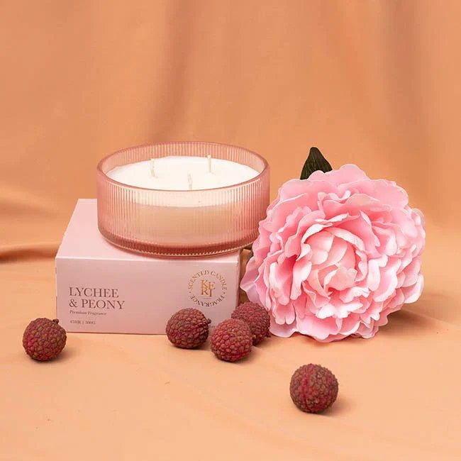 Scented Candle Indulgence 3-Wick Lychee & Peony
