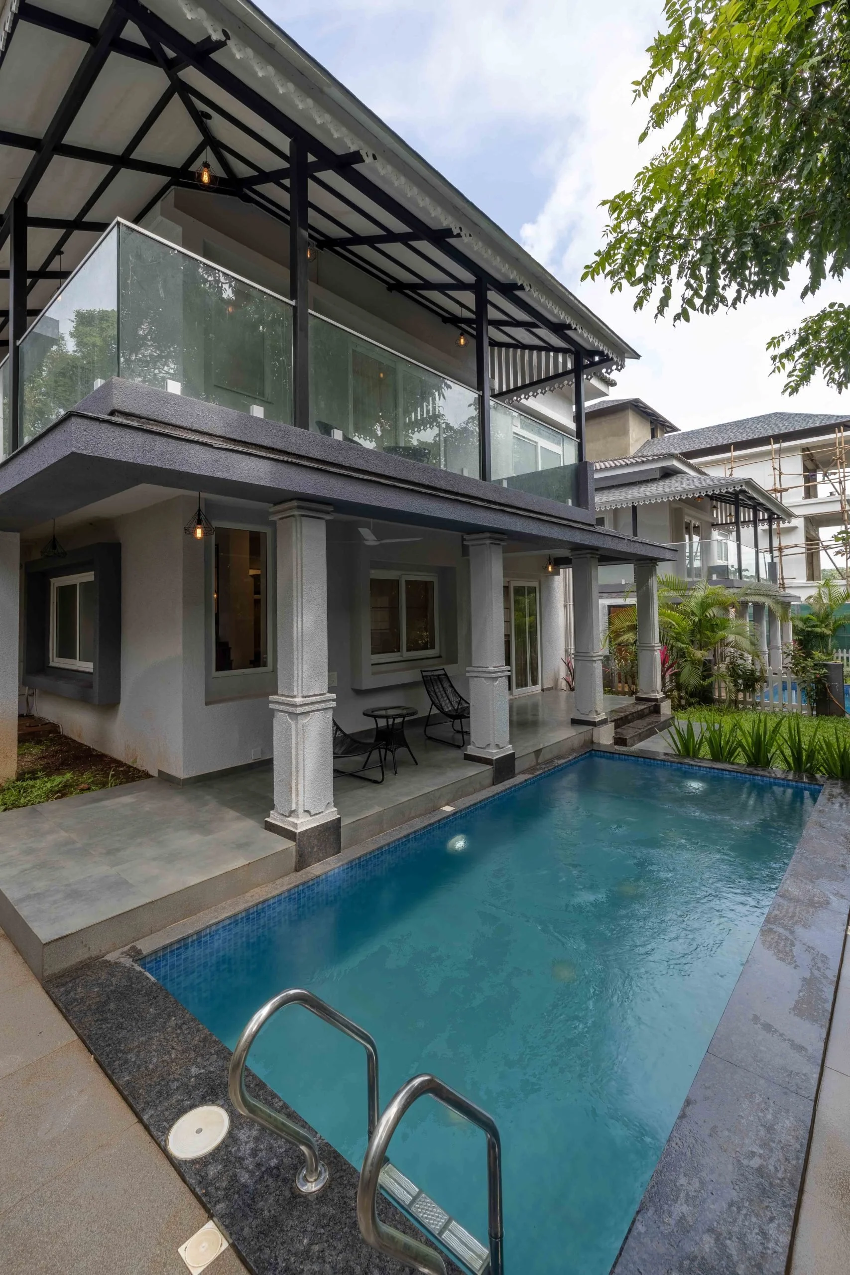 DM_V2_Exterior-10-scaled.jpg
