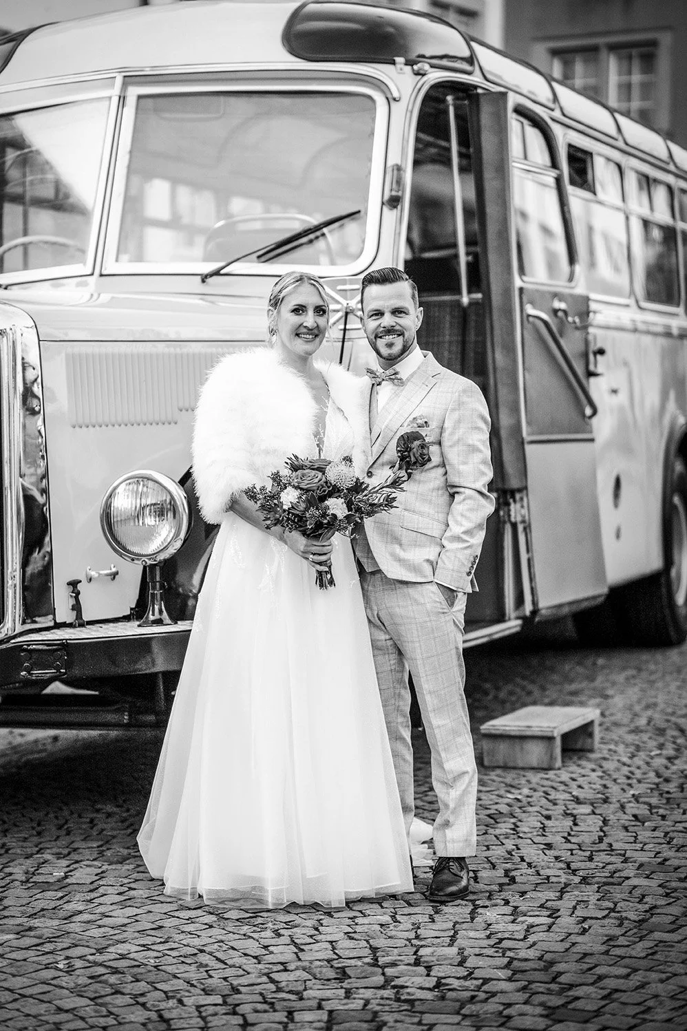 20251031_15-04-51_Sarah_Raphi_Hochzeit_56mm_BW.jpg