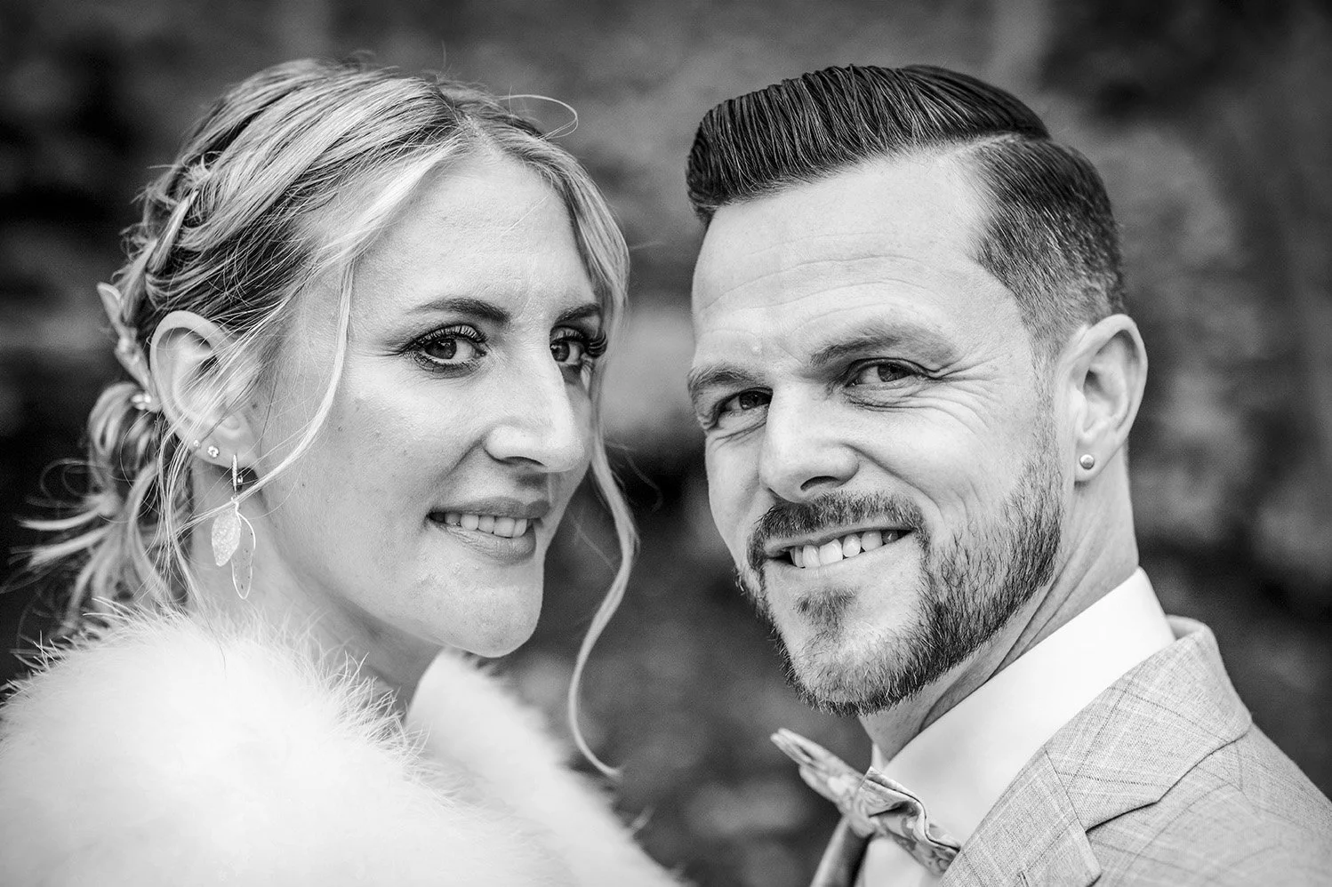 20251031_13-47-40_Sarah_Raphi_Hochzeit_56mm_BW.jpg