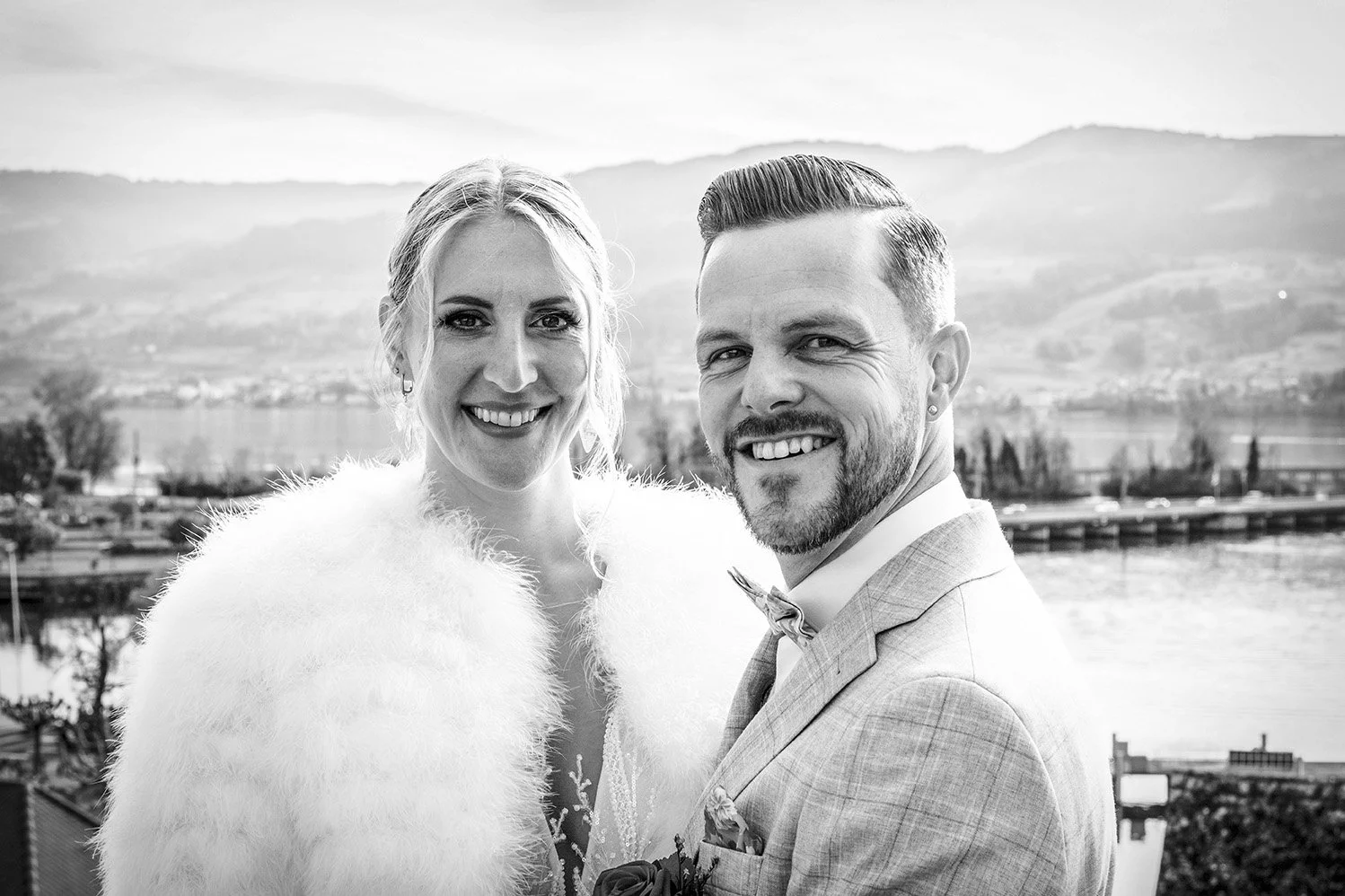 20251031_13-26-49_Sarah_Raphi_Hochzeit_33mm_BW.jpg