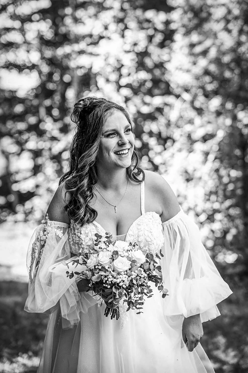 20260711_13-23-38_Ramona_Marco_Hochzeit_56mm_FX.jpg