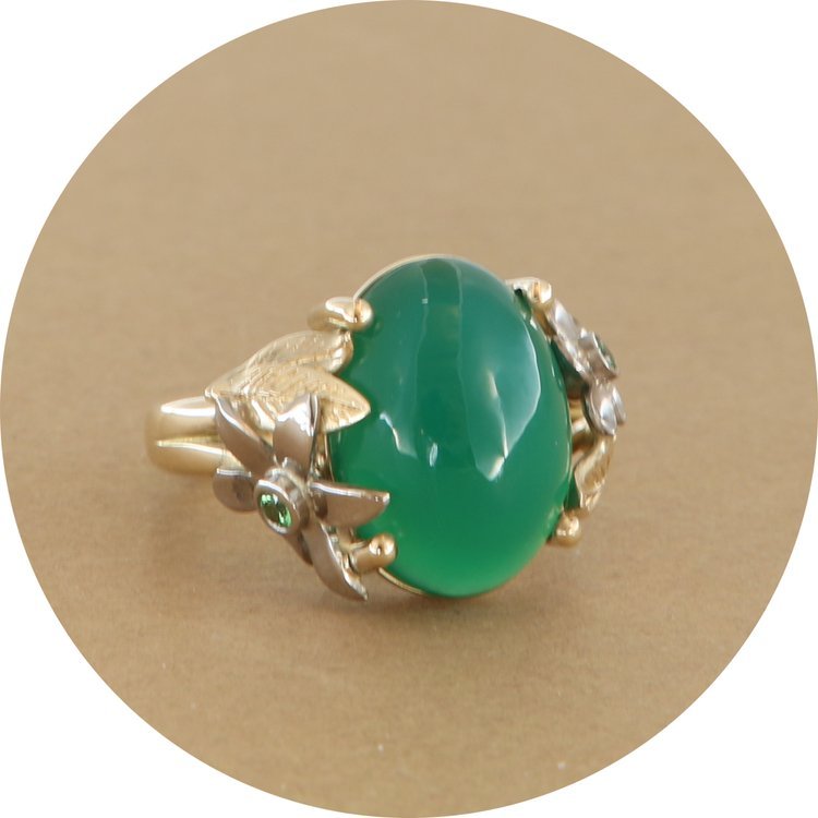 Ring in Gelbgold mit Chrysopras