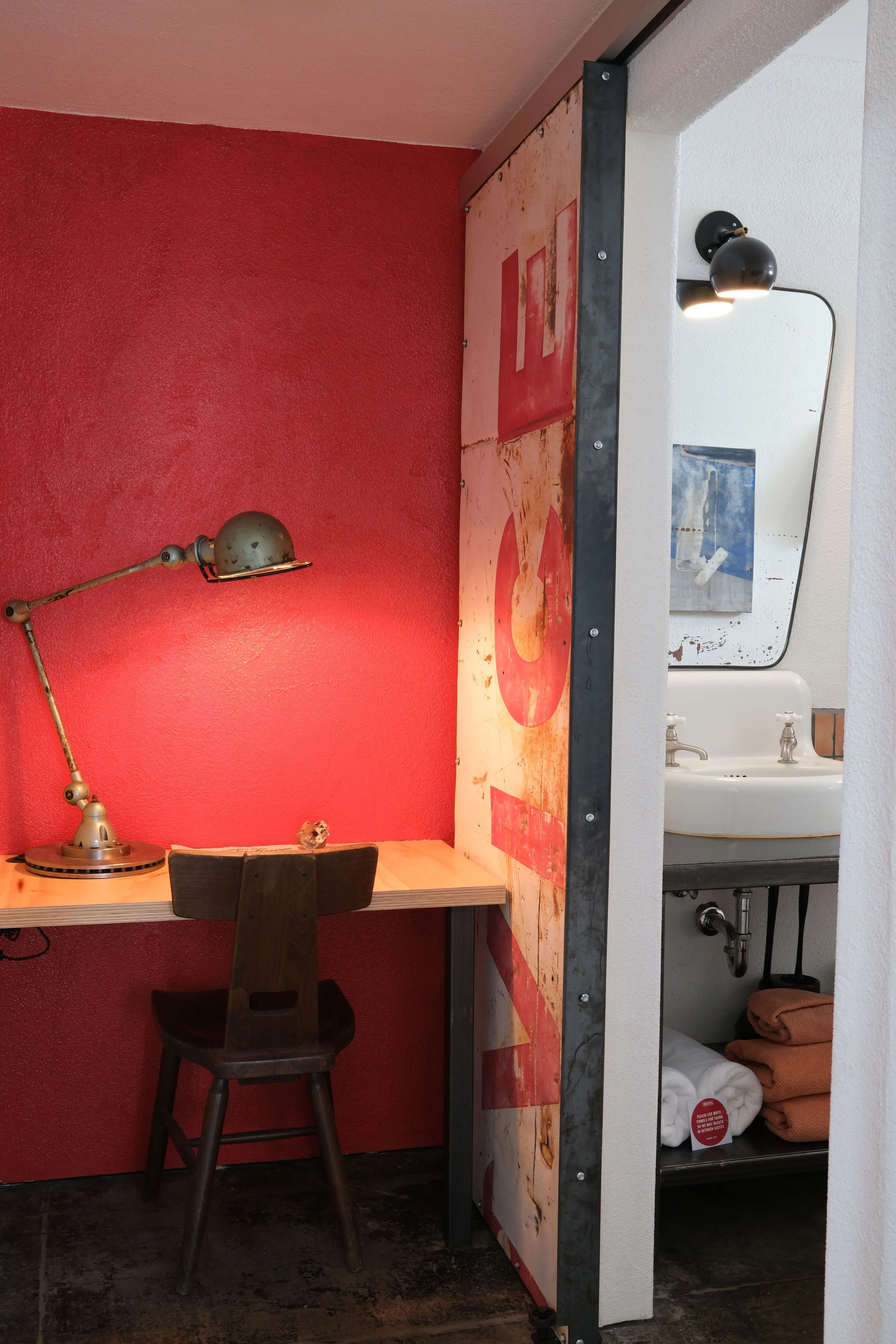 Commonwealth-Interior-Design-Marfa-Texas_Motel-Guest-Bath.jpg