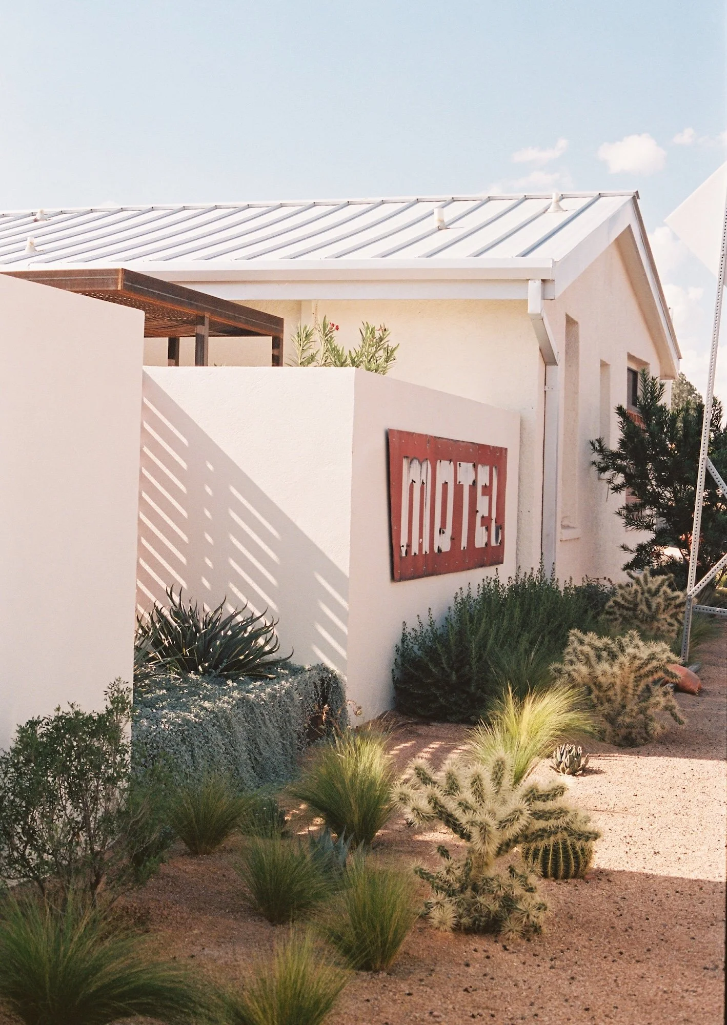 Commonwealth-Interior-Design-Austin-Texas-Motel-Desert-Lodging-Escape.jpg