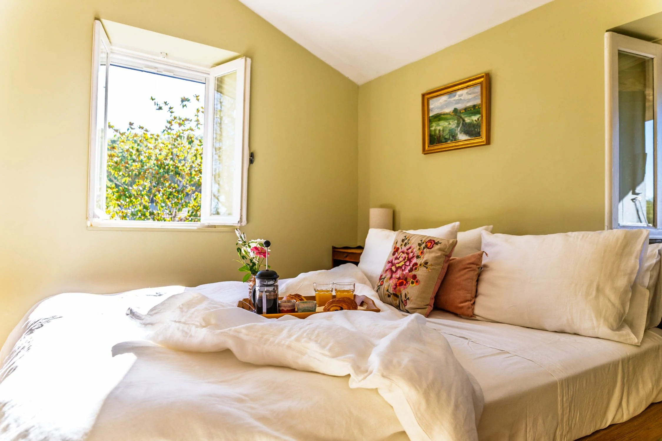 Breakfast in bed with a view