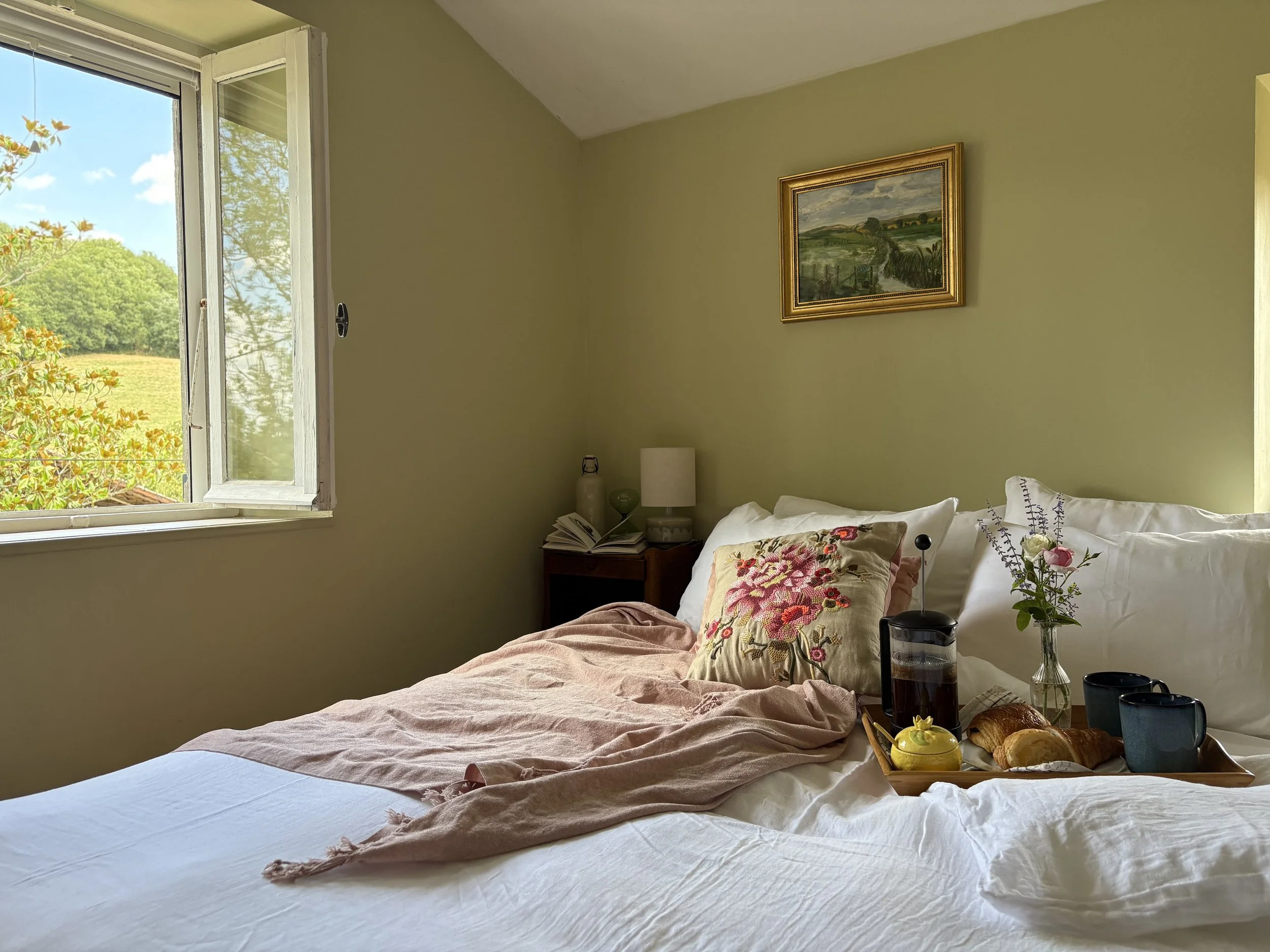 Breakfast in bed with a view
