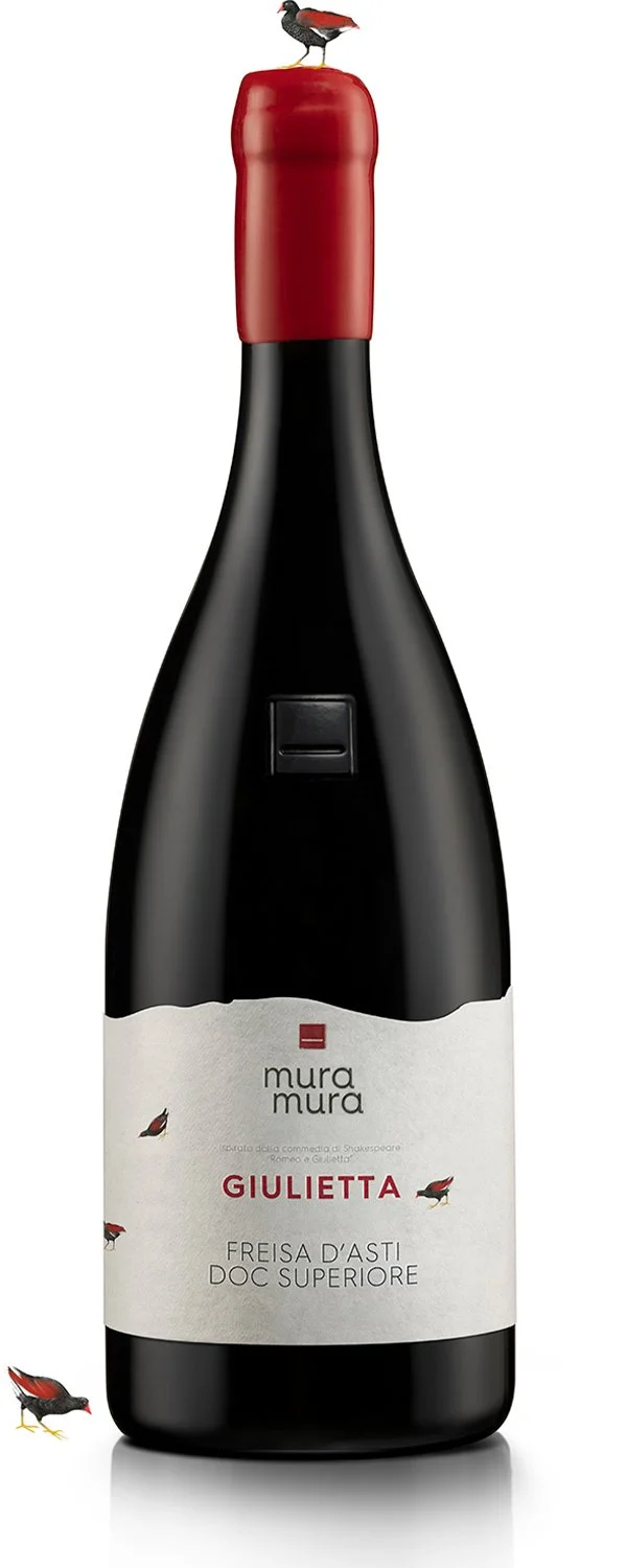 Mura Mura - Bottiglie / Bottles - Rigore e Fantasia - Vini piemontesi / Piedmont wines - Langhe e Monferrato / Langhe and Monferrato - Migliori vini italiani / Best Italian wines - Vini premiati / Award-winning wines - Con voti alti / High-rated