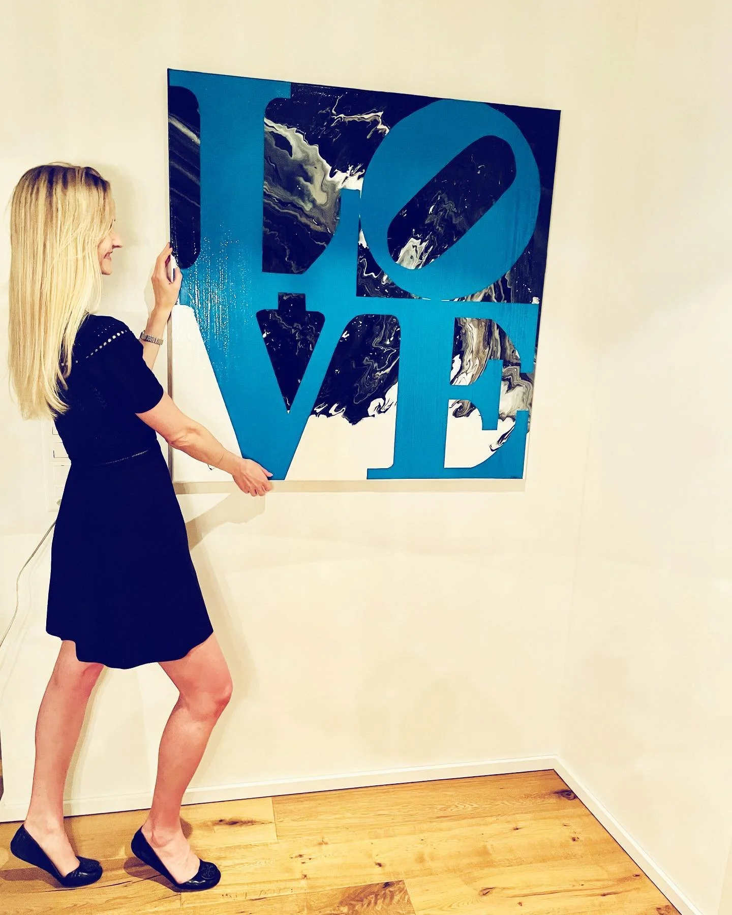 Mixed Media Painting &bdquo;LOVE&ldquo; in turquoise blue 
110x110cm