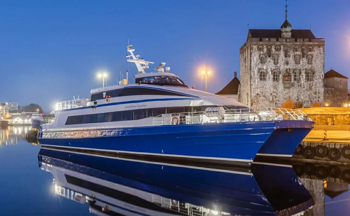 Fjordcharter Explorer